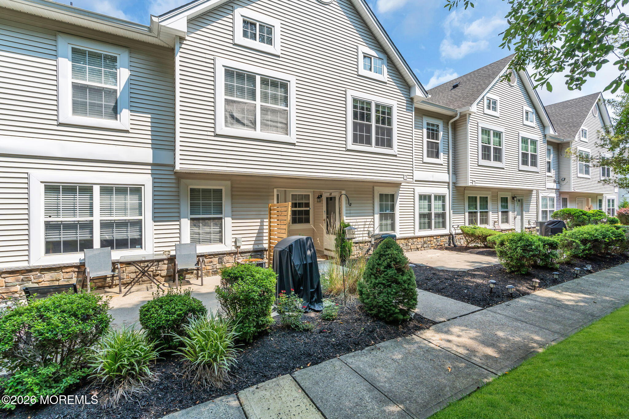 17 Forrest Court