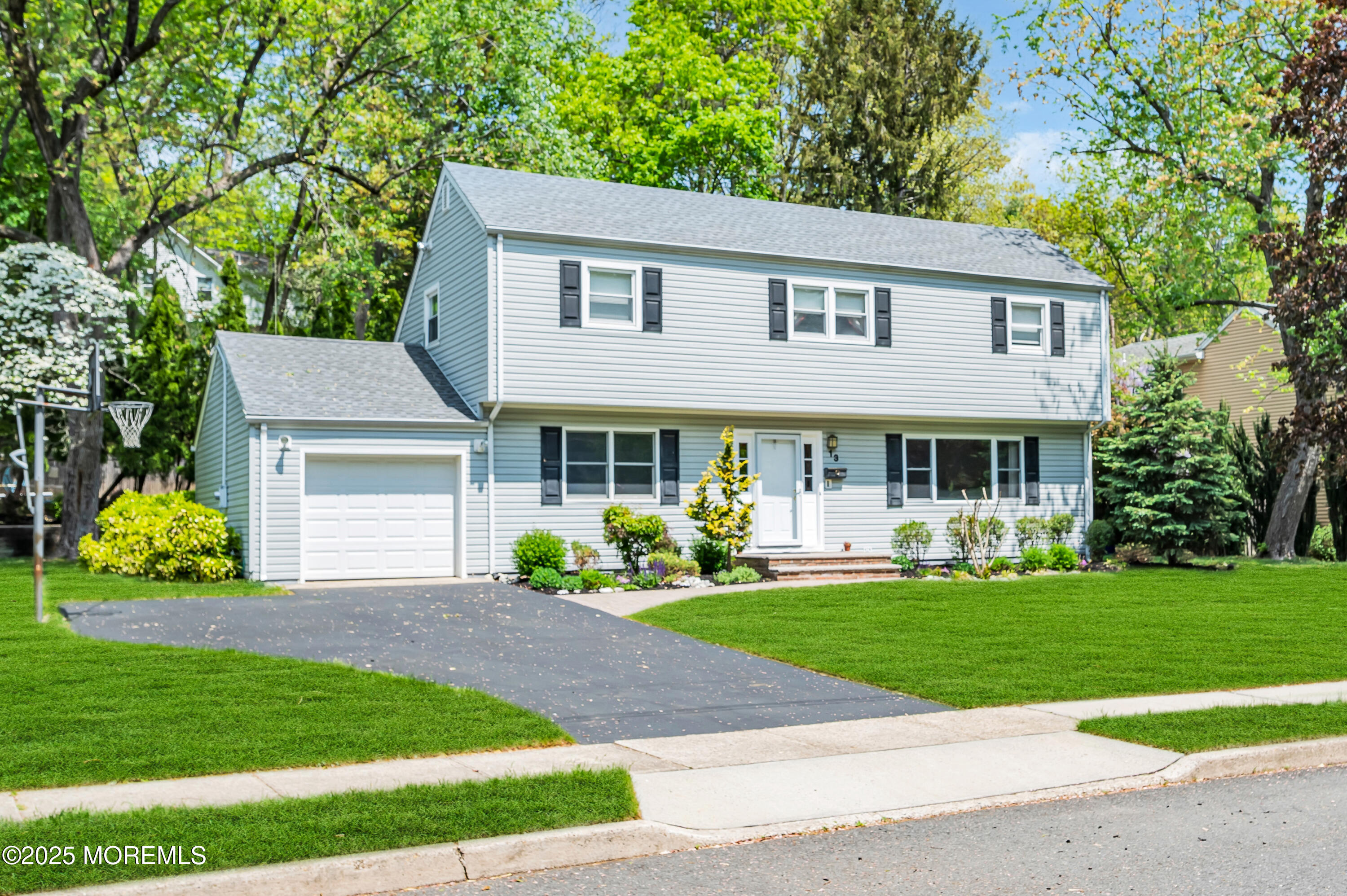 13 Sandalwood Drive, East Brunswick, New Jersey image 6