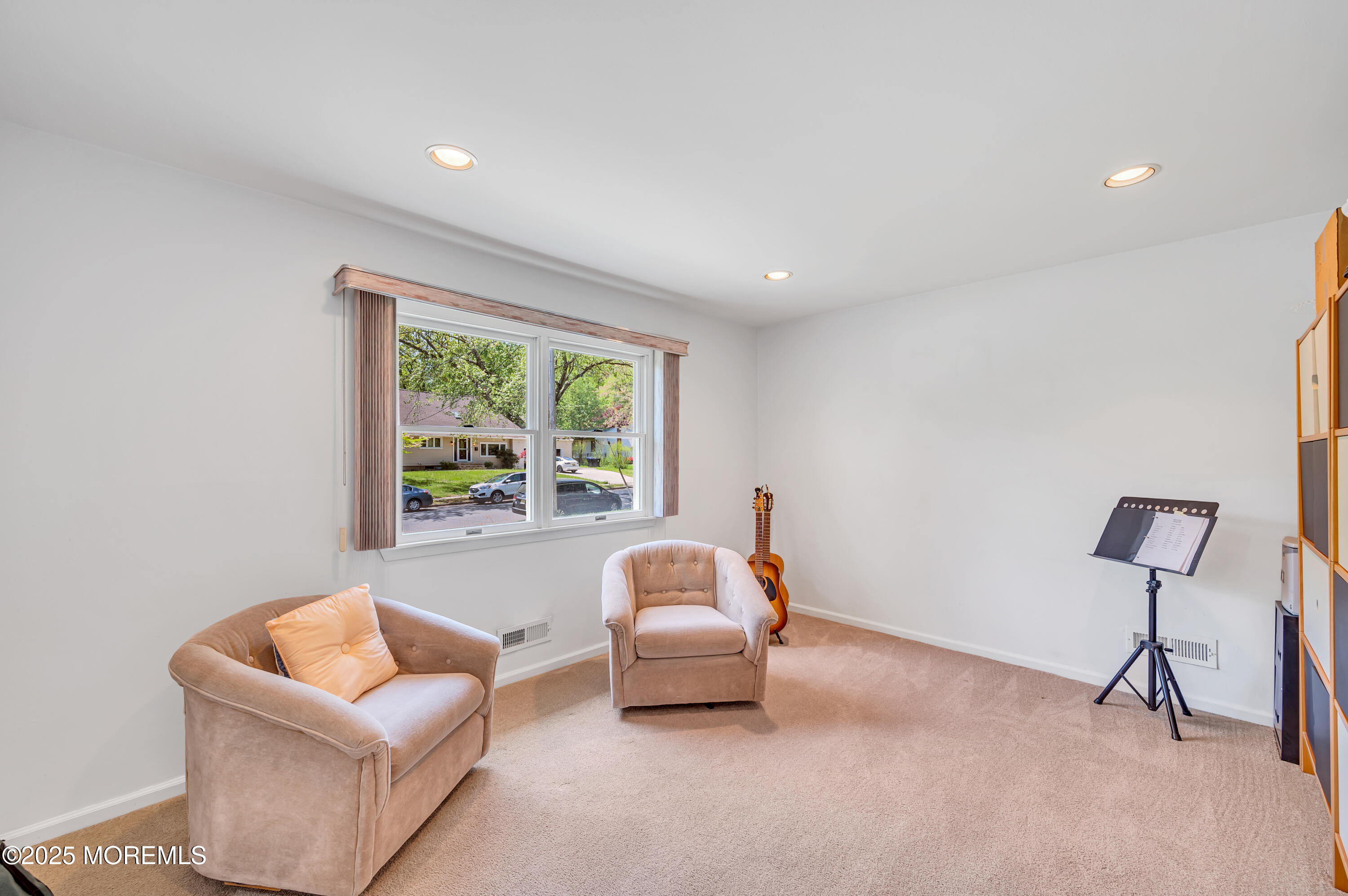 13 Sandalwood Drive, East Brunswick, New Jersey image 8
