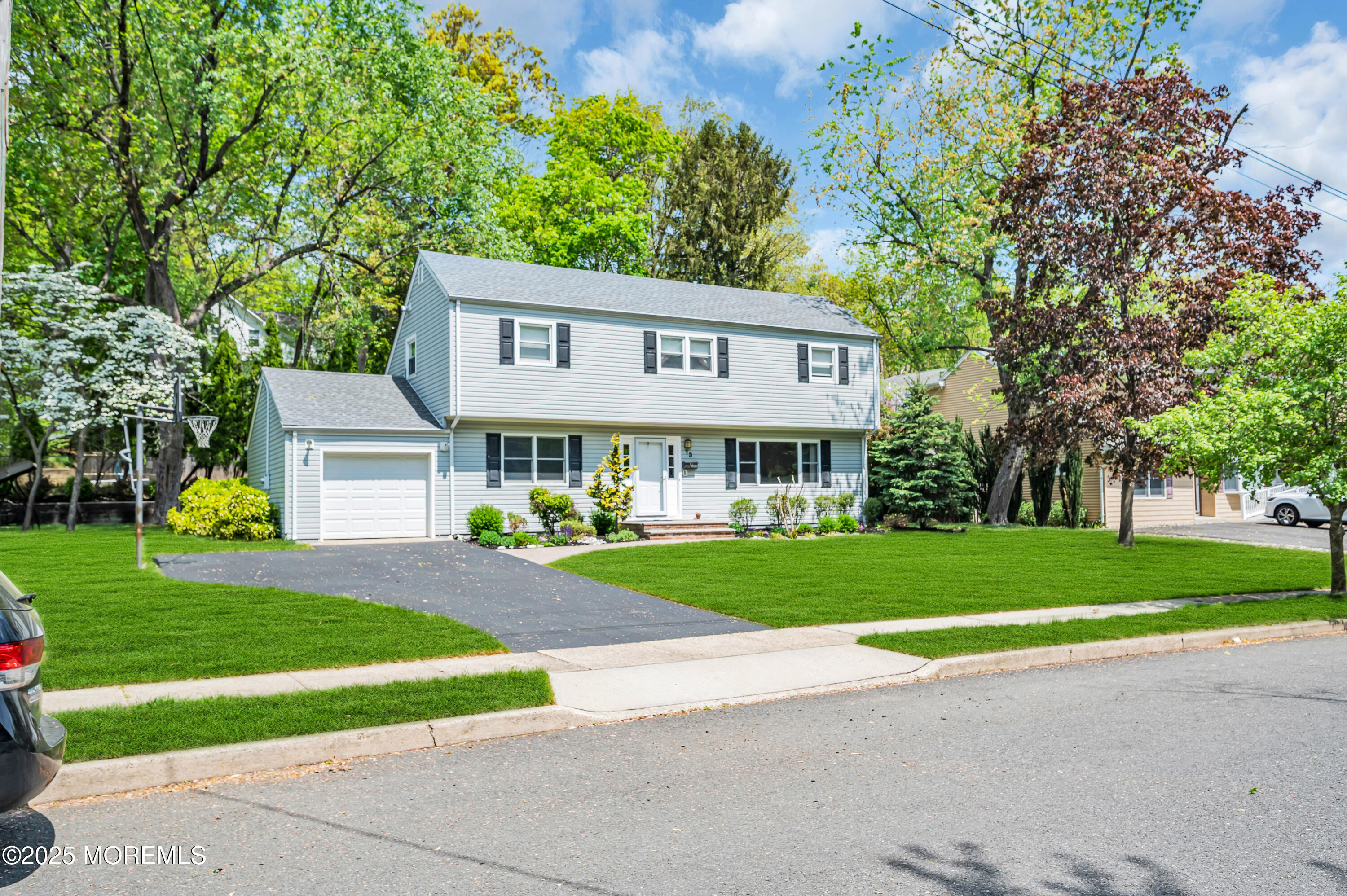 13 Sandalwood Drive, East Brunswick, New Jersey image 5