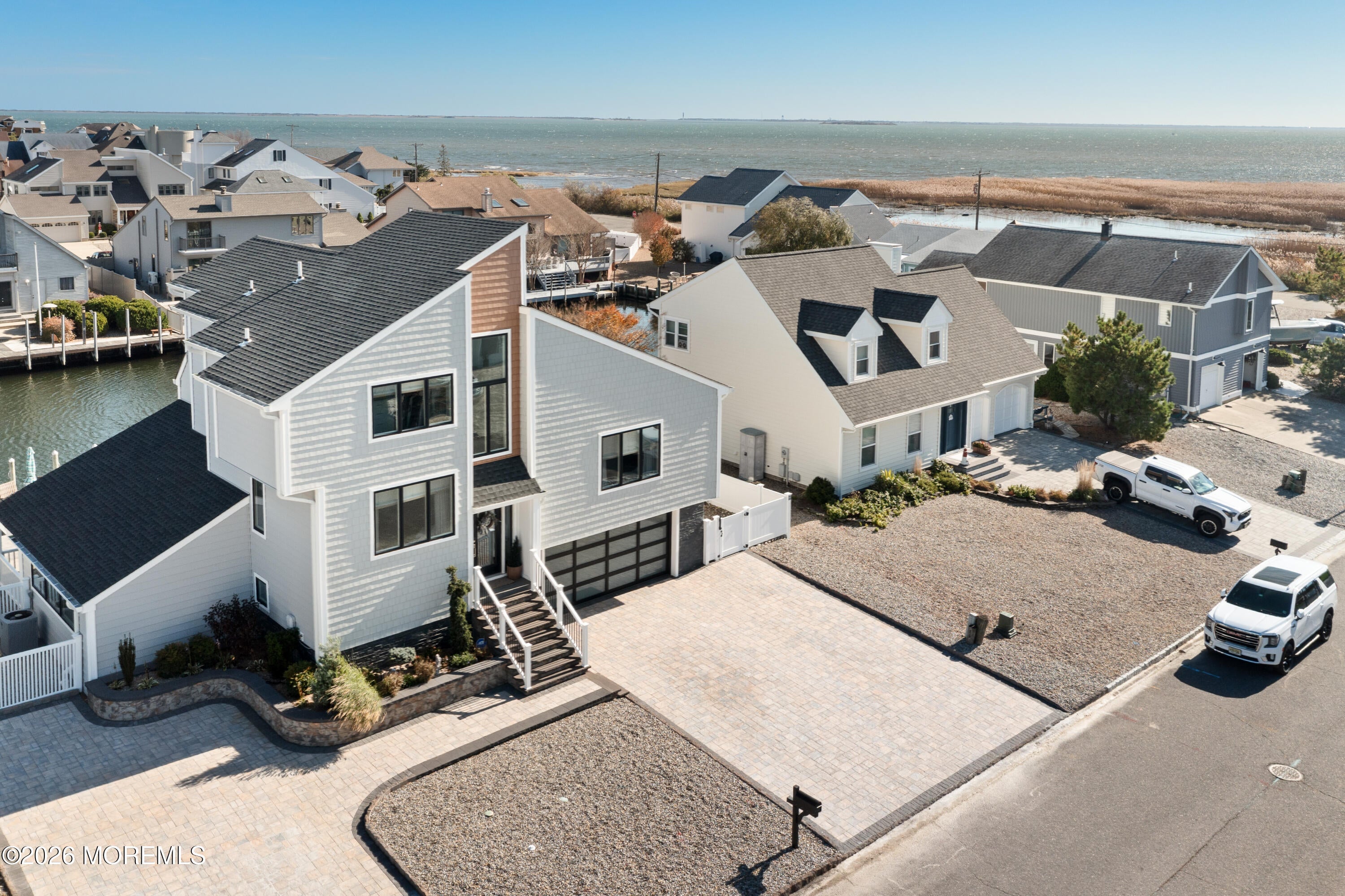 1210 Skimmer Court