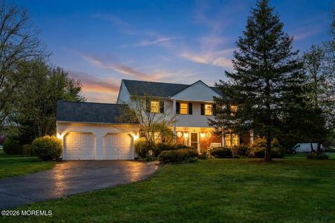 Homes For Sale - 2 Wickham Lane<br/> East Windsor, NJ 08520