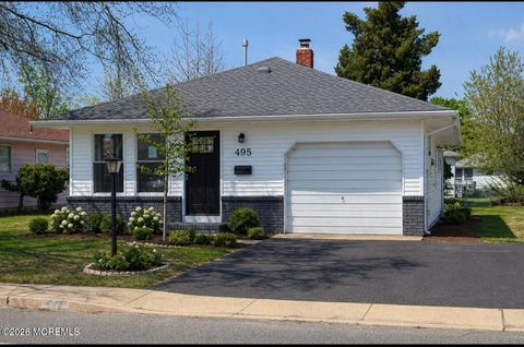 Homes For Sale - 495 Jamaica Boulevard<br/> Toms River, NJ 08757