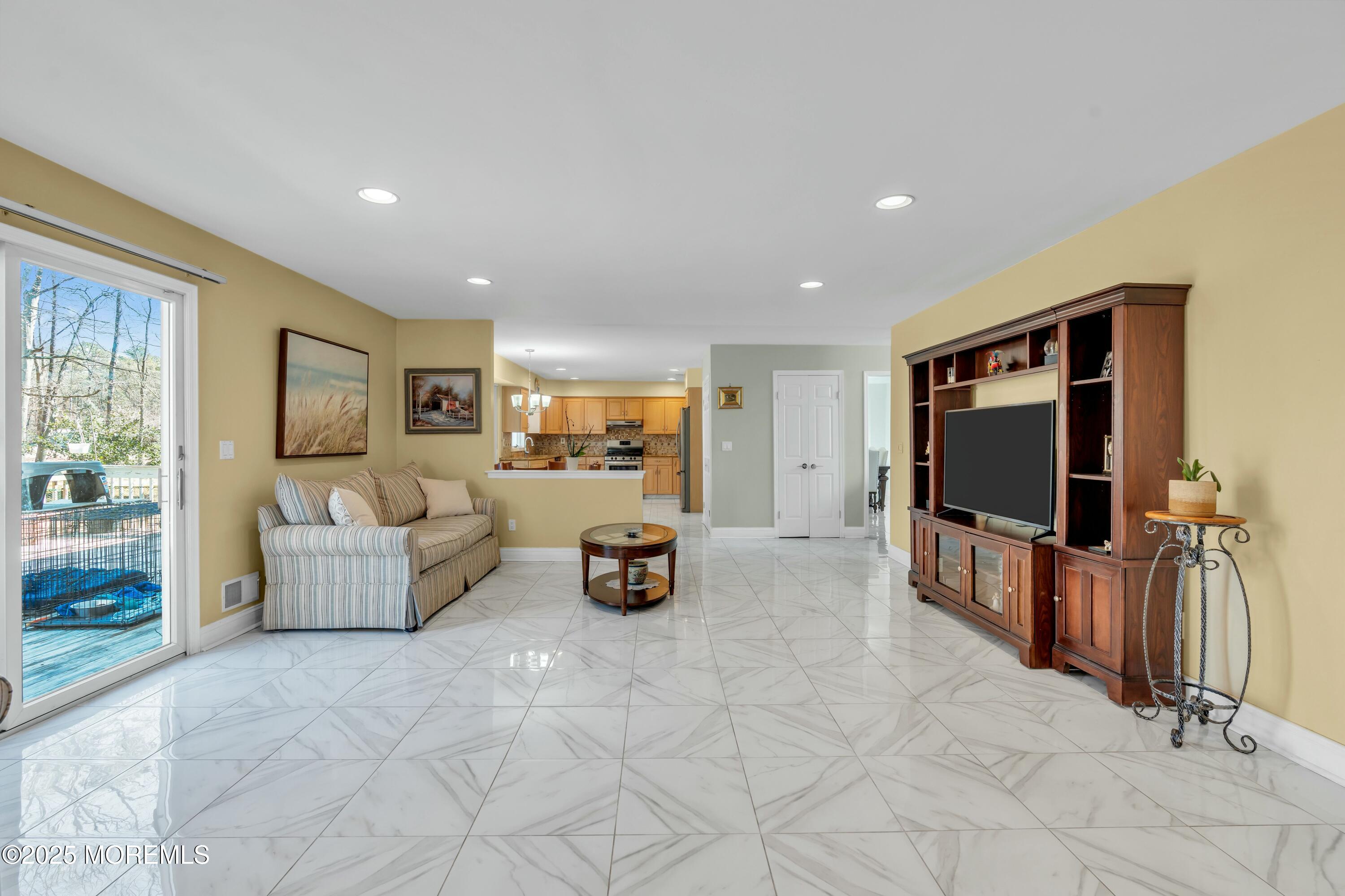 4 Jason Court, Jackson, New Jersey image 12