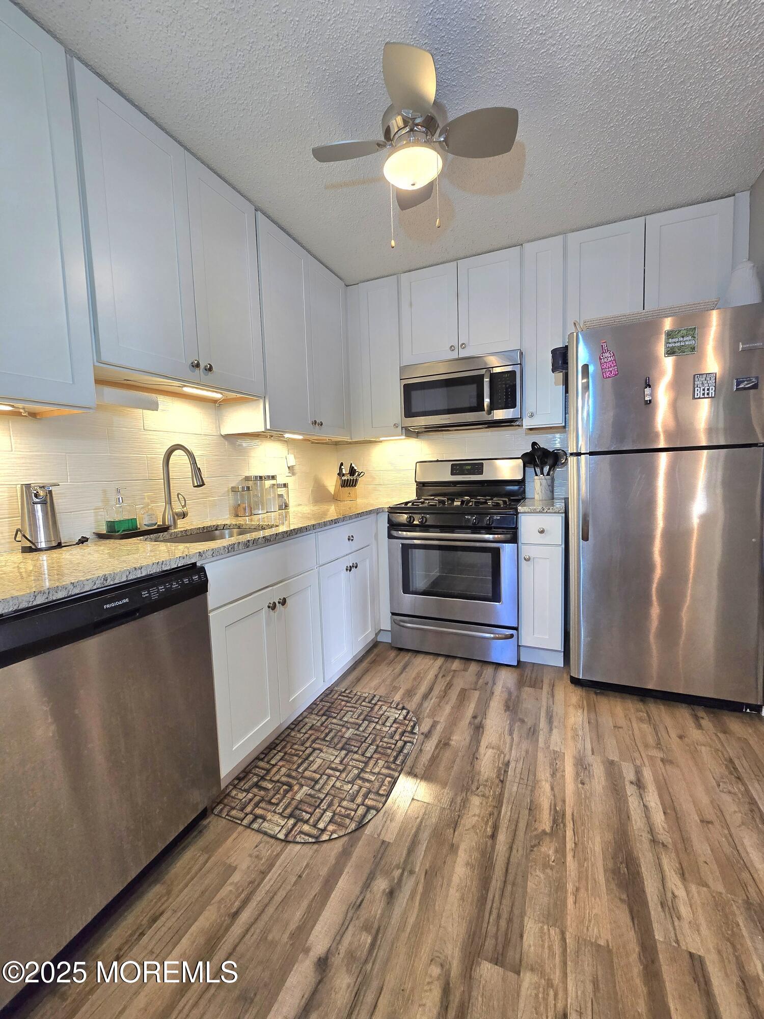 210 Begonia Court, Jackson, New Jersey image 8