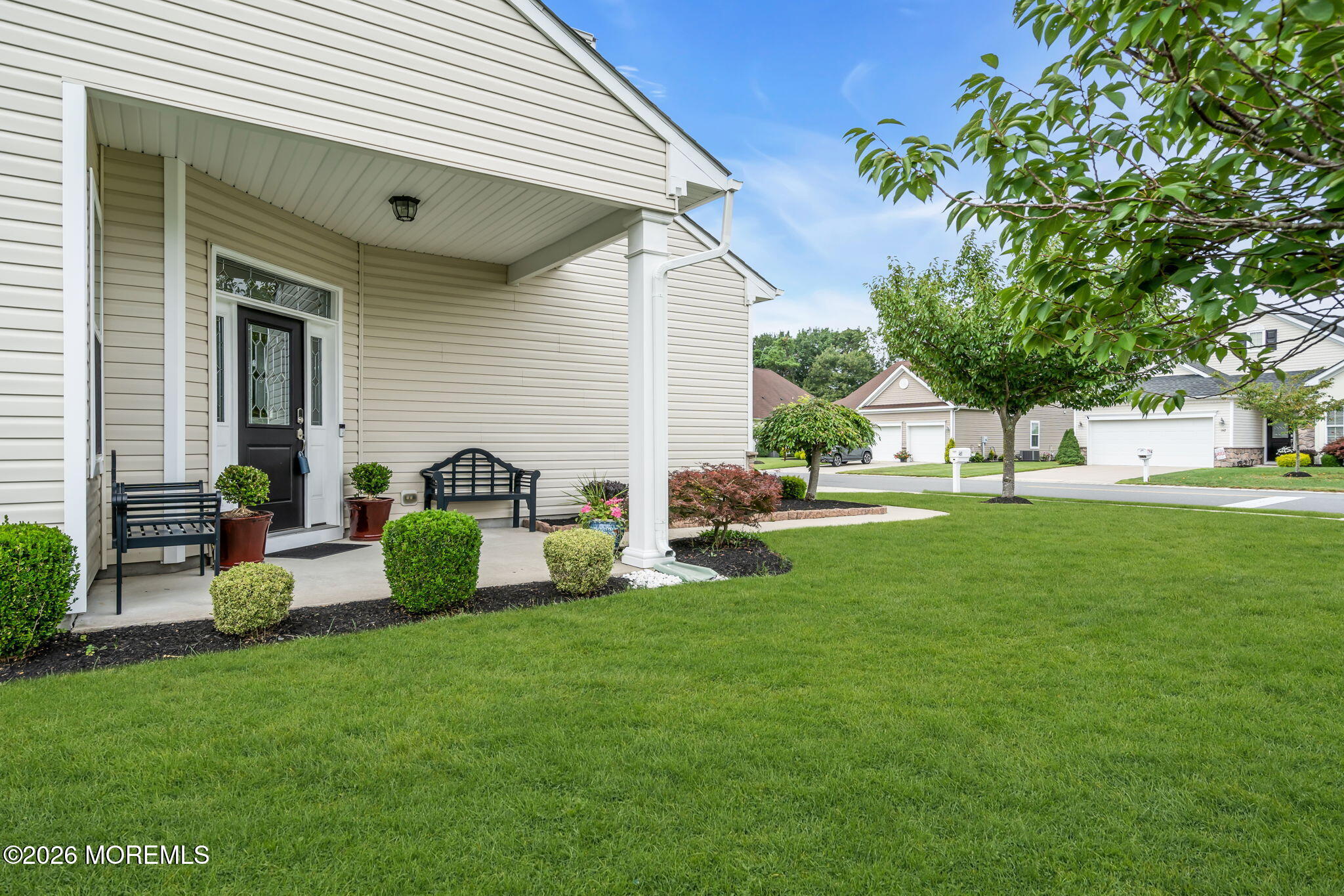 163 Bayville Way