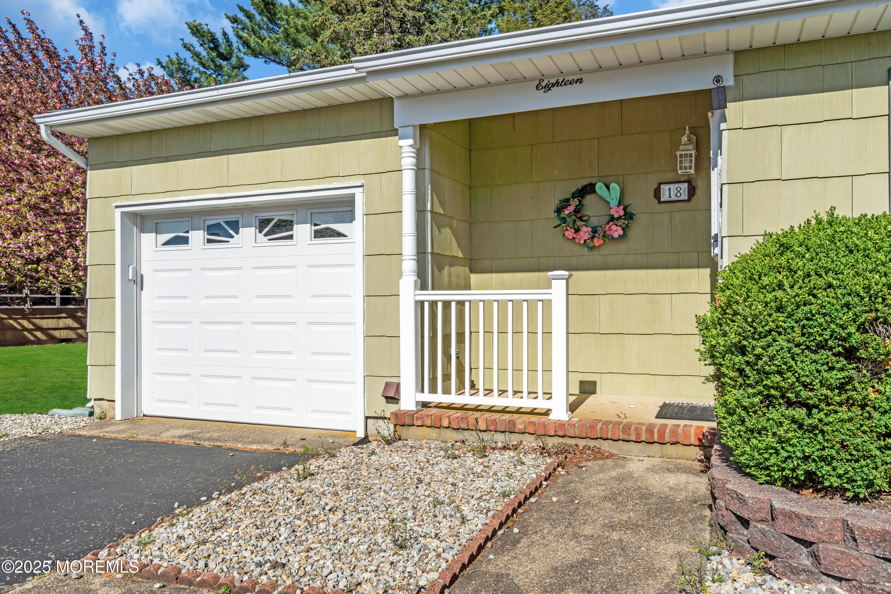 61 Stonehurst Boulevard #D, Freehold, New Jersey image 6