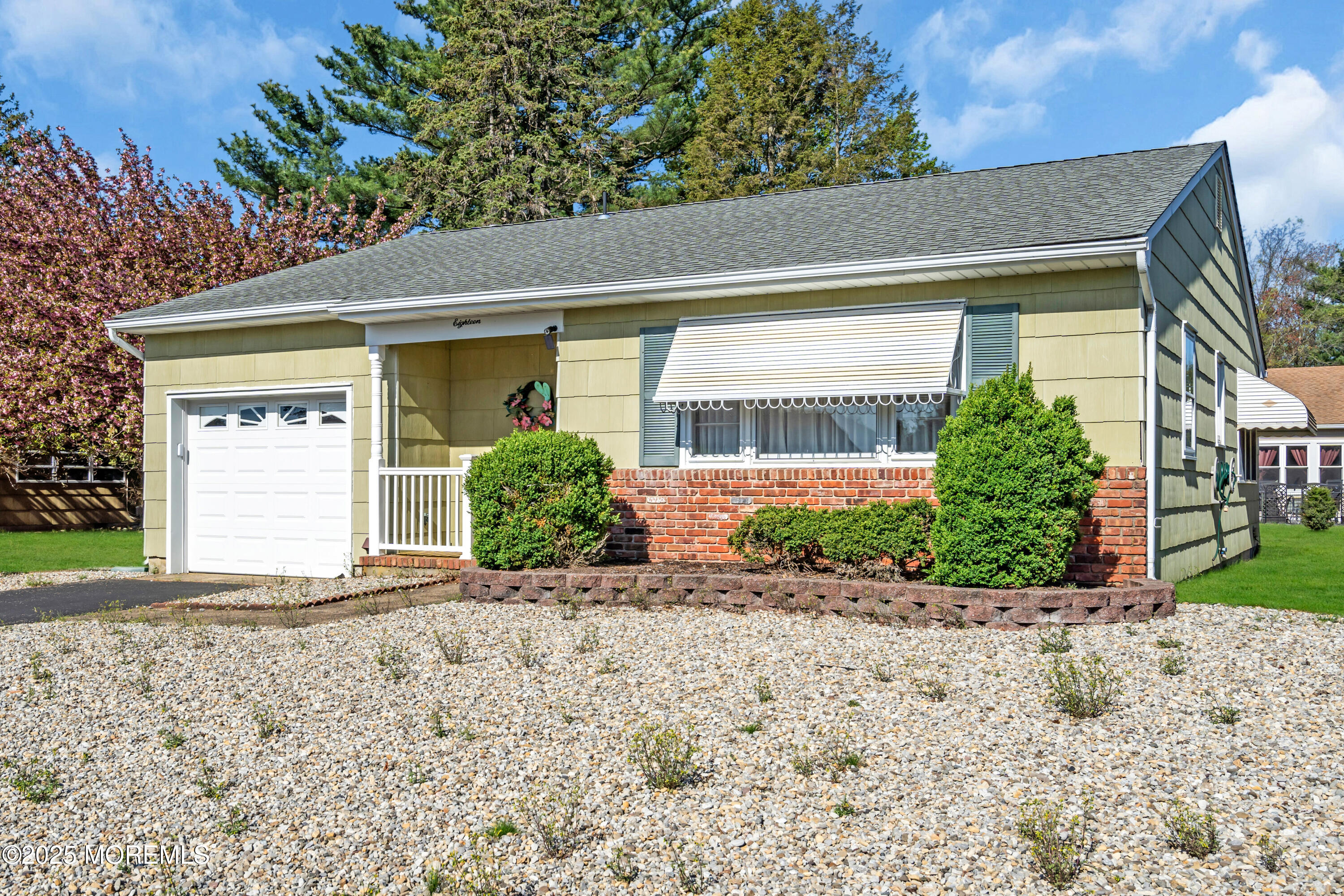 61 Stonehurst Boulevard #D, Freehold, New Jersey image 4