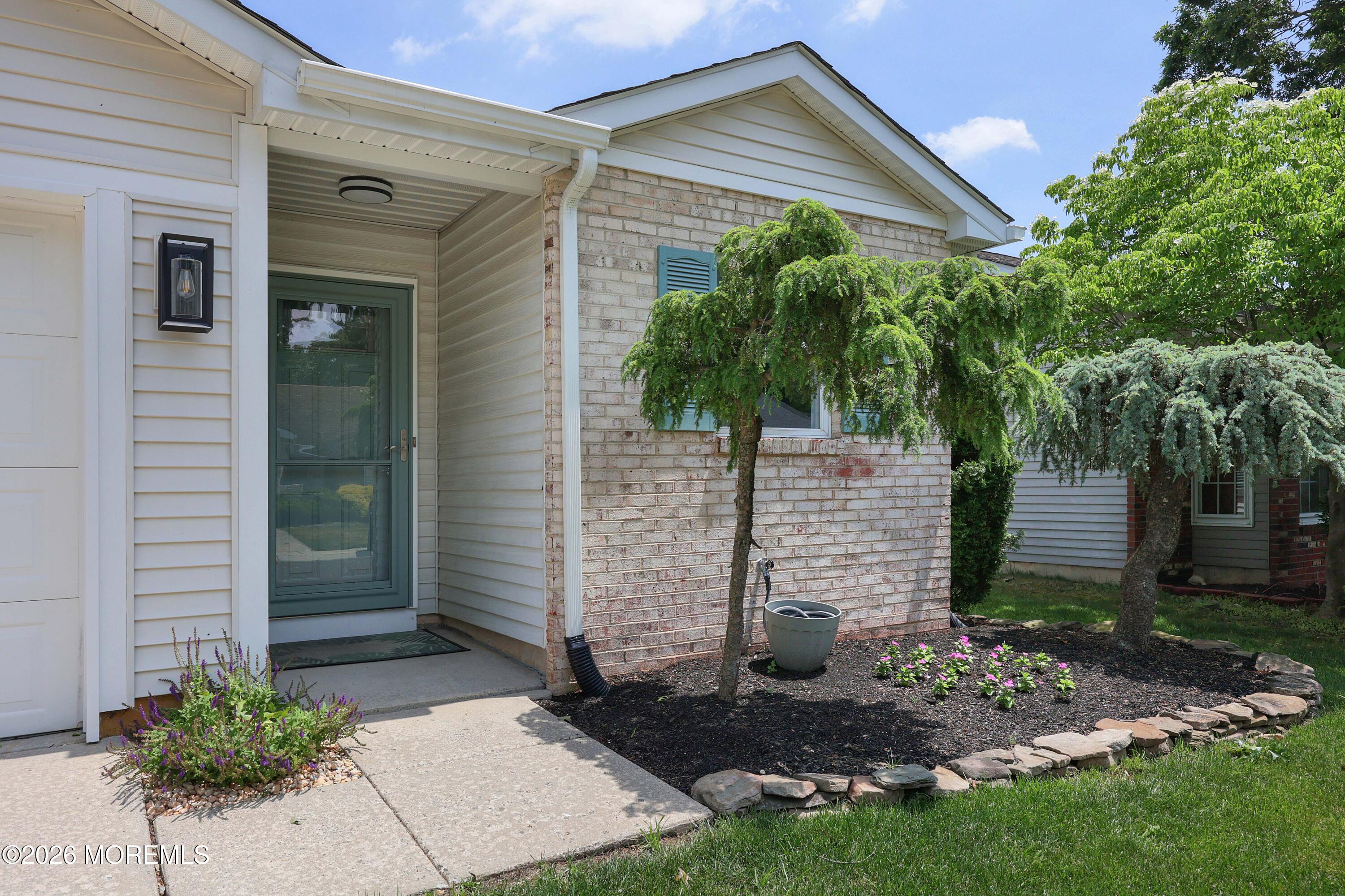 1929 Quimby Court