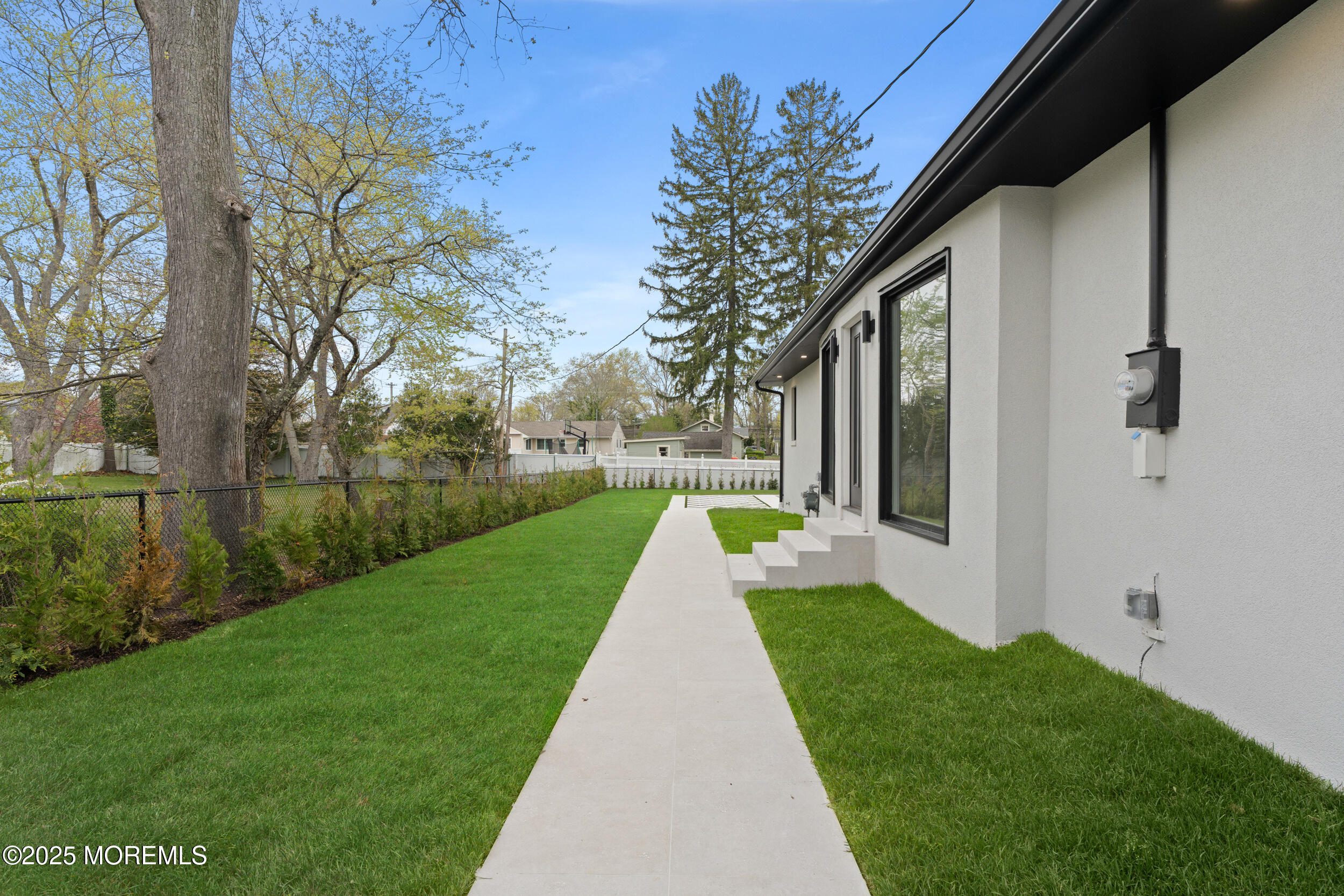 441 Slocum Place, Oakhurst, New Jersey image 7