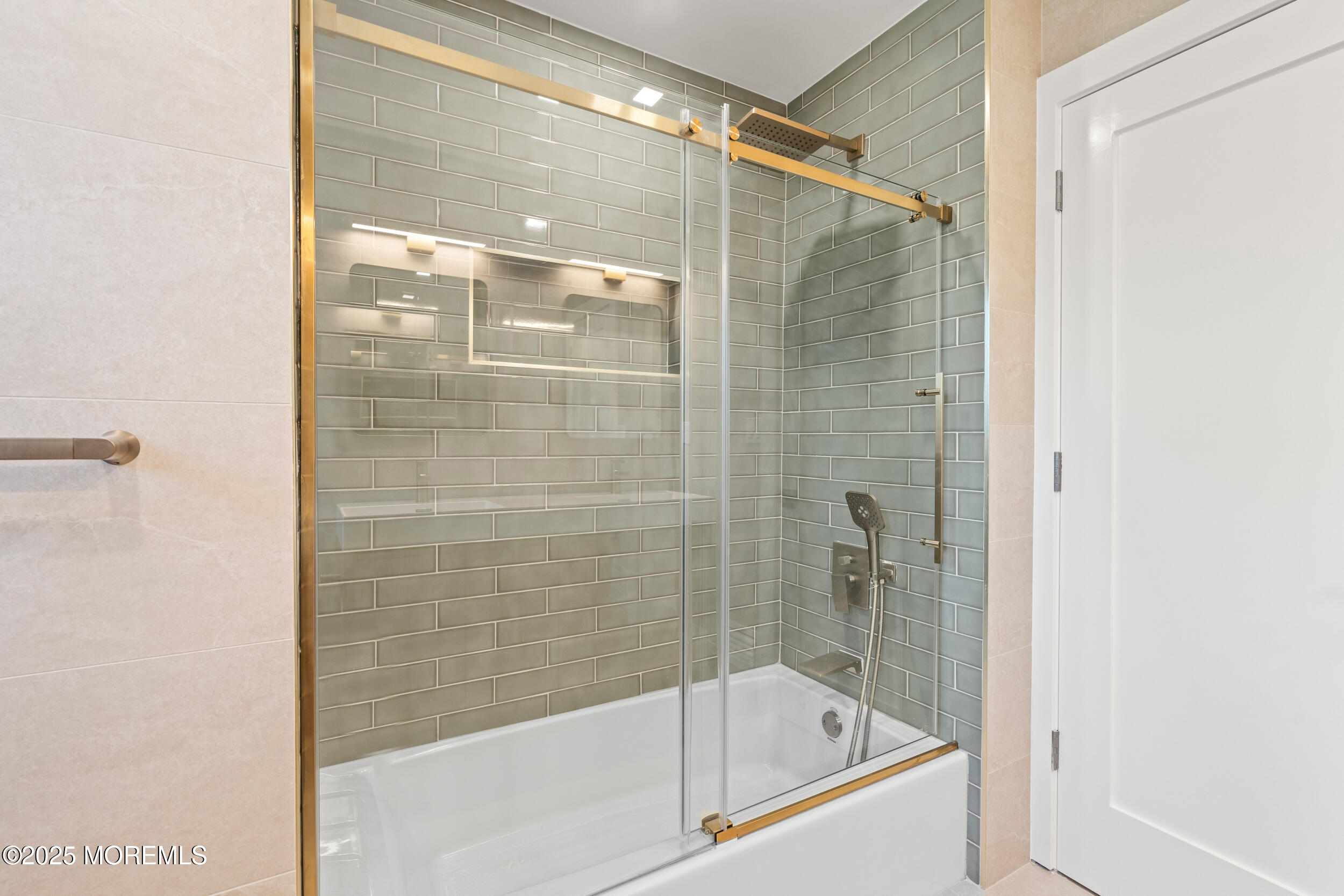 441 Slocum Place, Oakhurst, New Jersey image 32