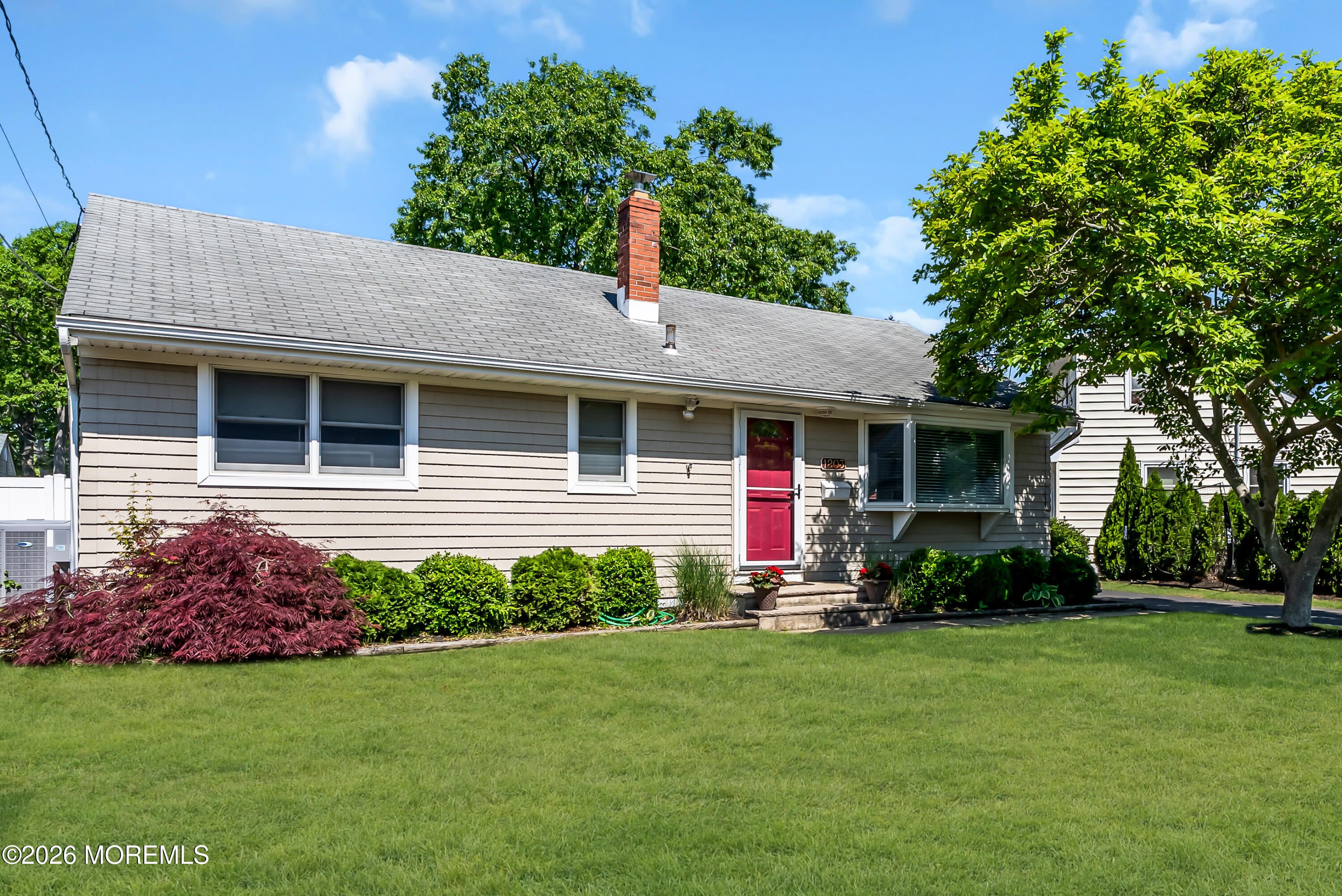 1203 Barton Avenue