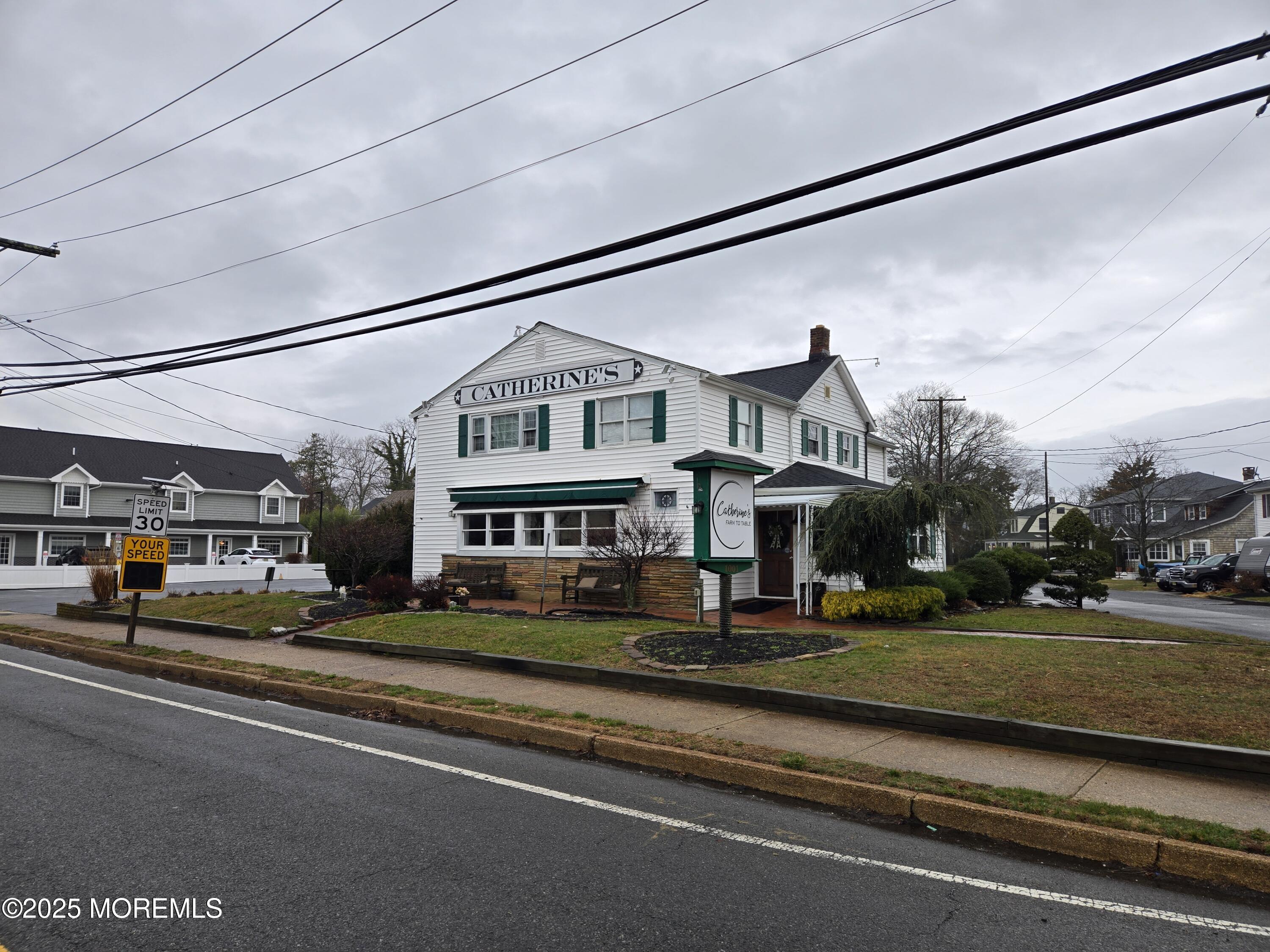 1001 Arnold Avenue