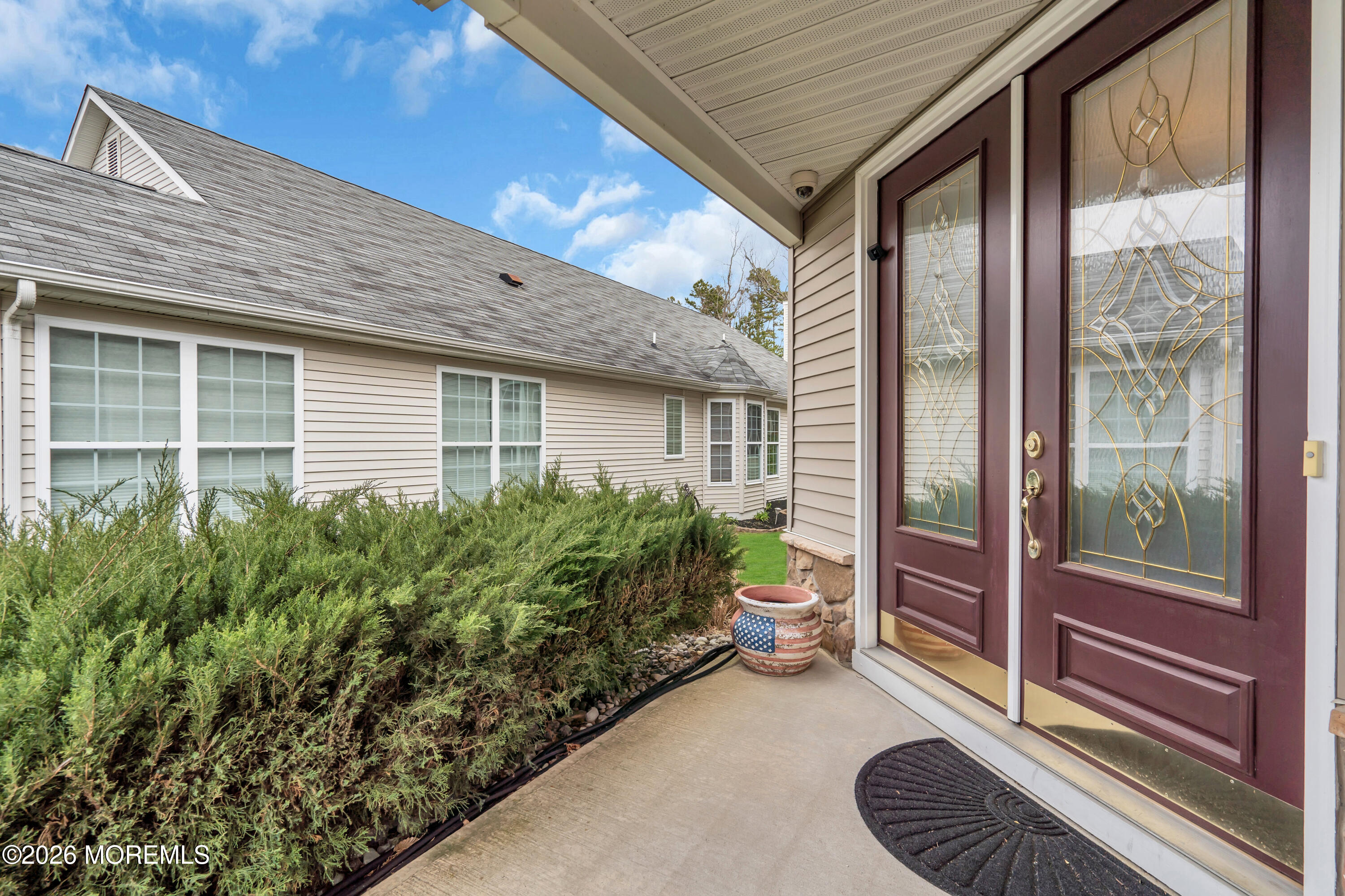 15 Enclave Boulevard