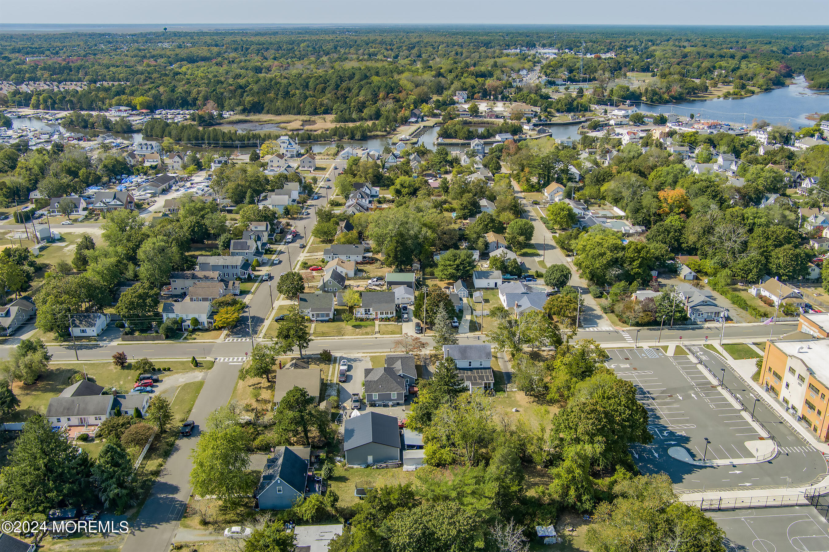 203 Otis Avenue, Tuckerton, New Jersey image 27