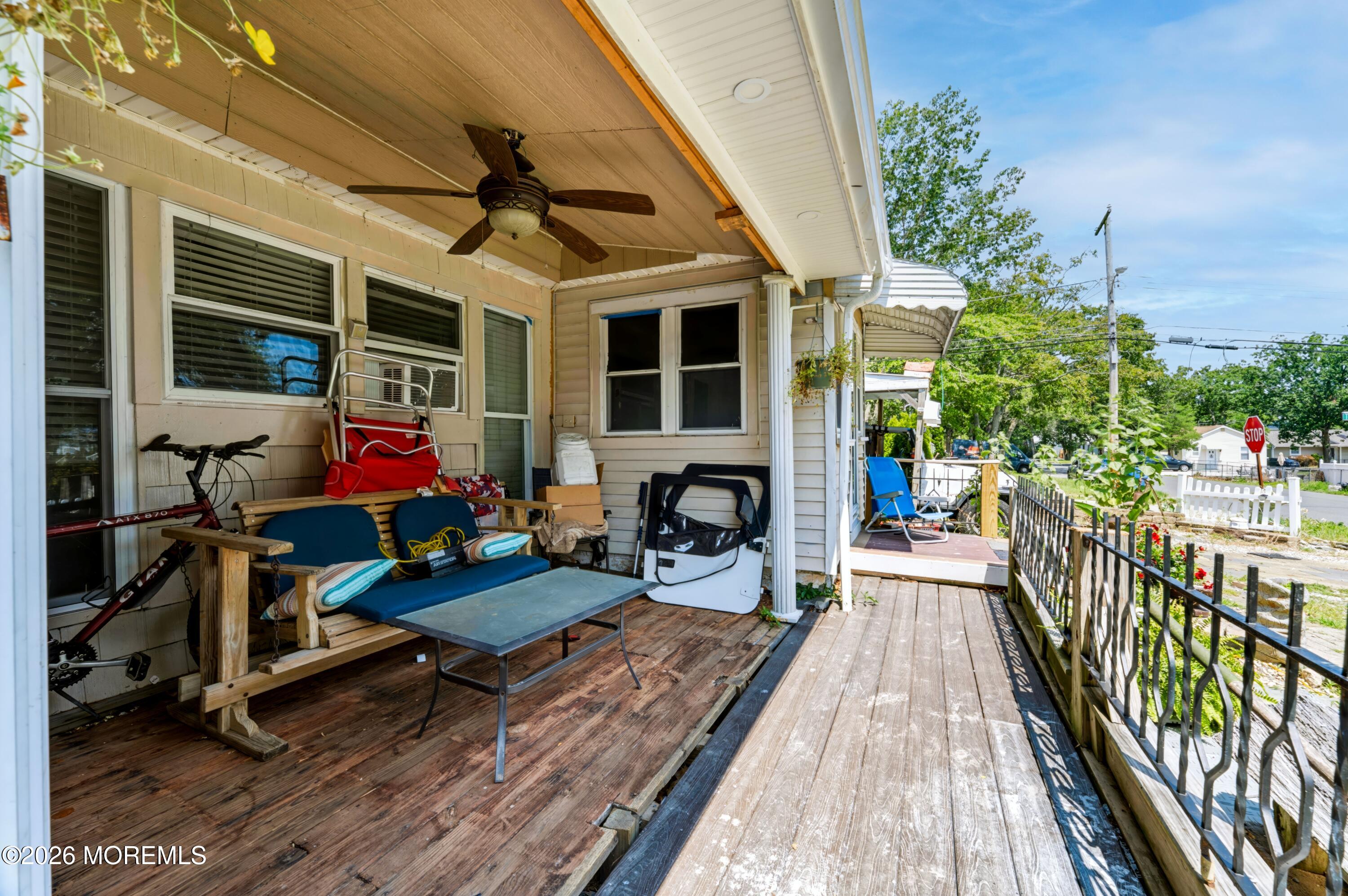 1957 Teakwood Road