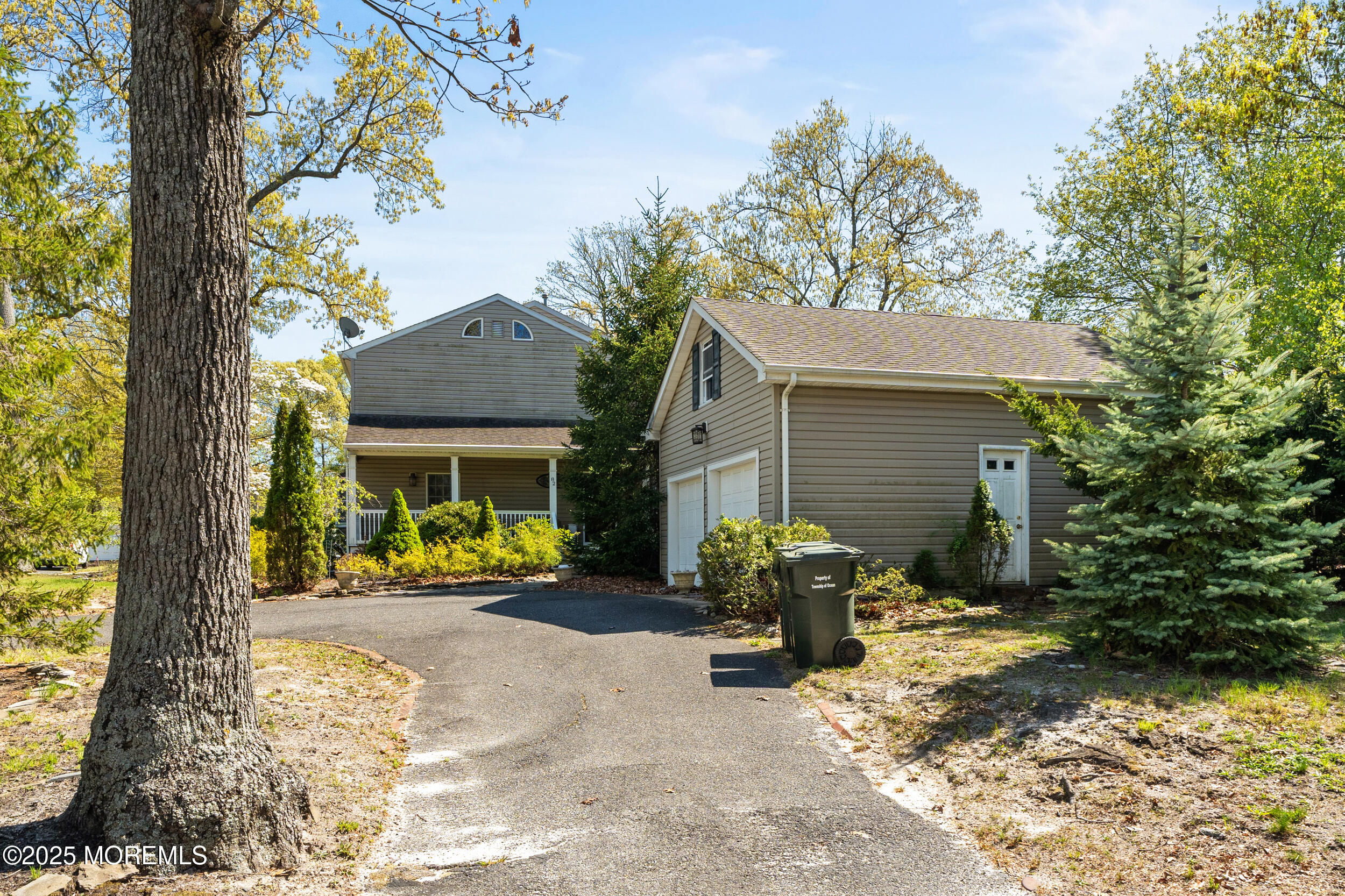 82 Larkin Place, Oakhurst, New Jersey image 41