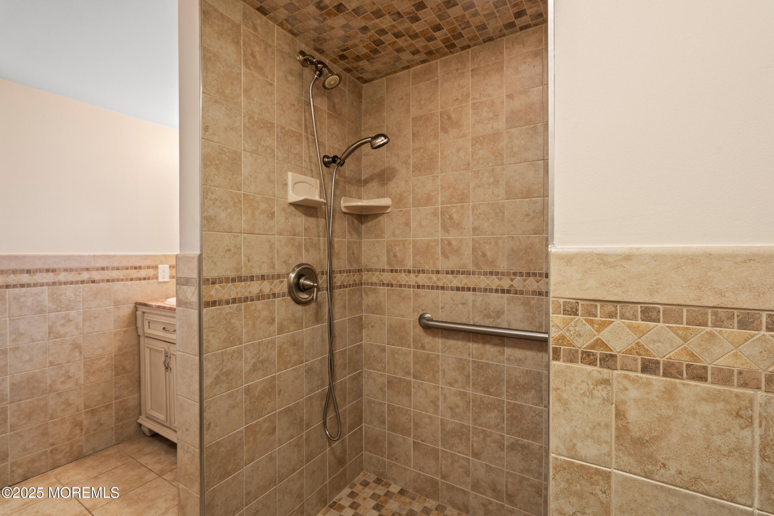 82 Larkin Place, Oakhurst, New Jersey image 32