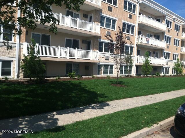 200 Ocean Park Avenue 1c