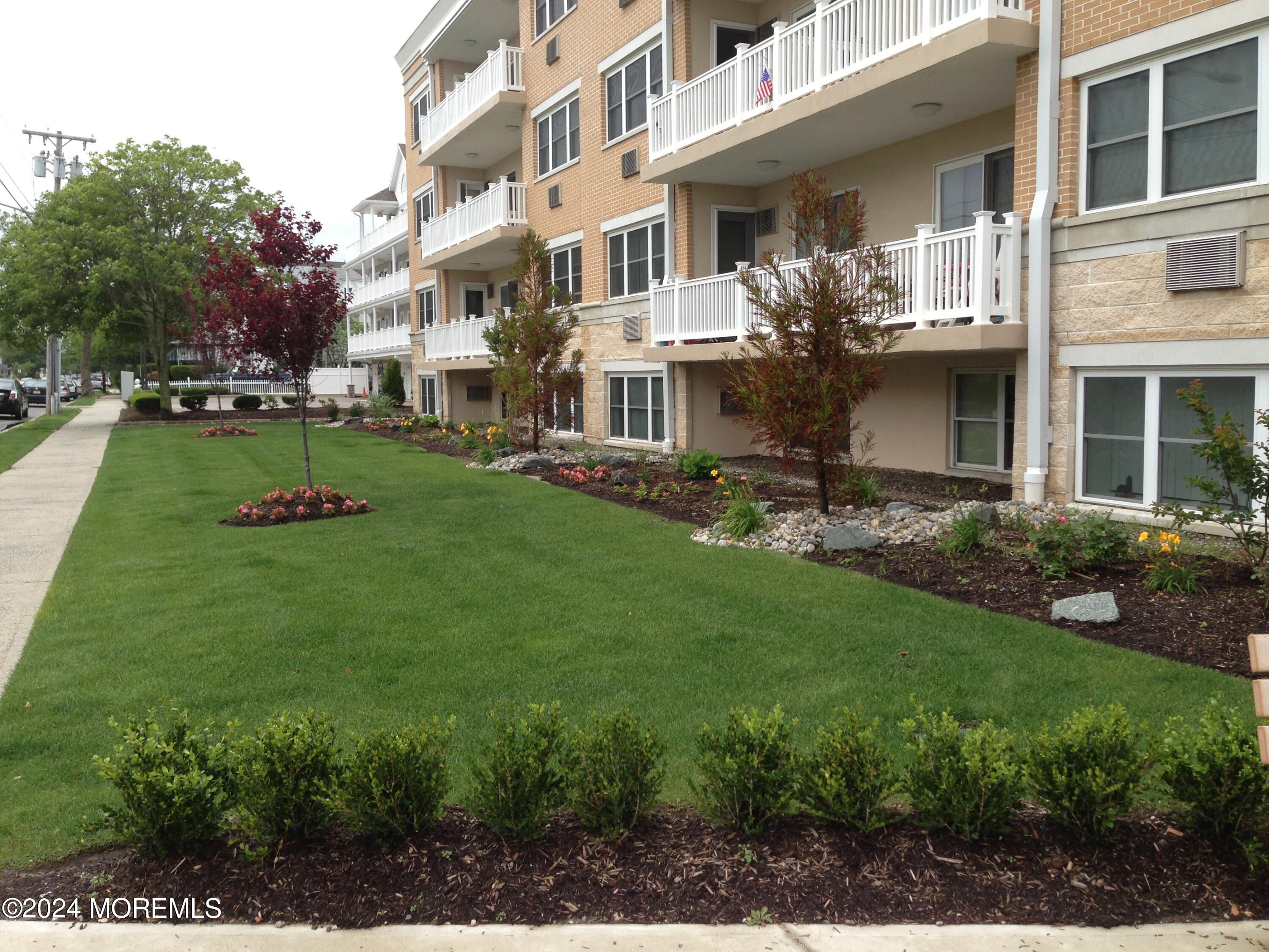 200 Ocean Park Avenue 1c