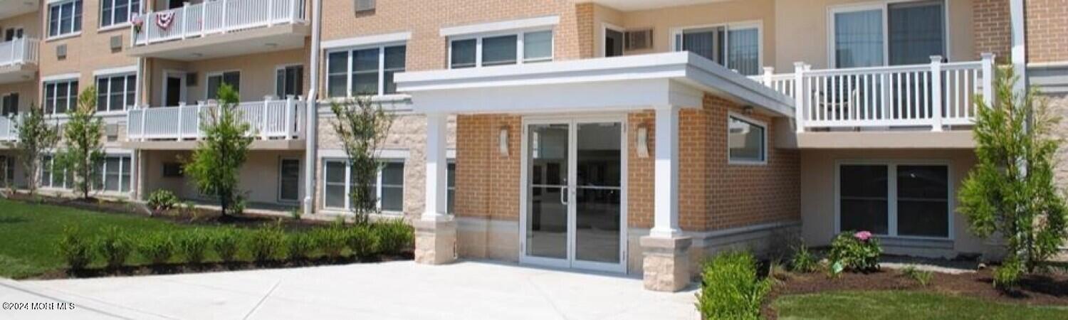 200 Ocean Park Avenue 1c