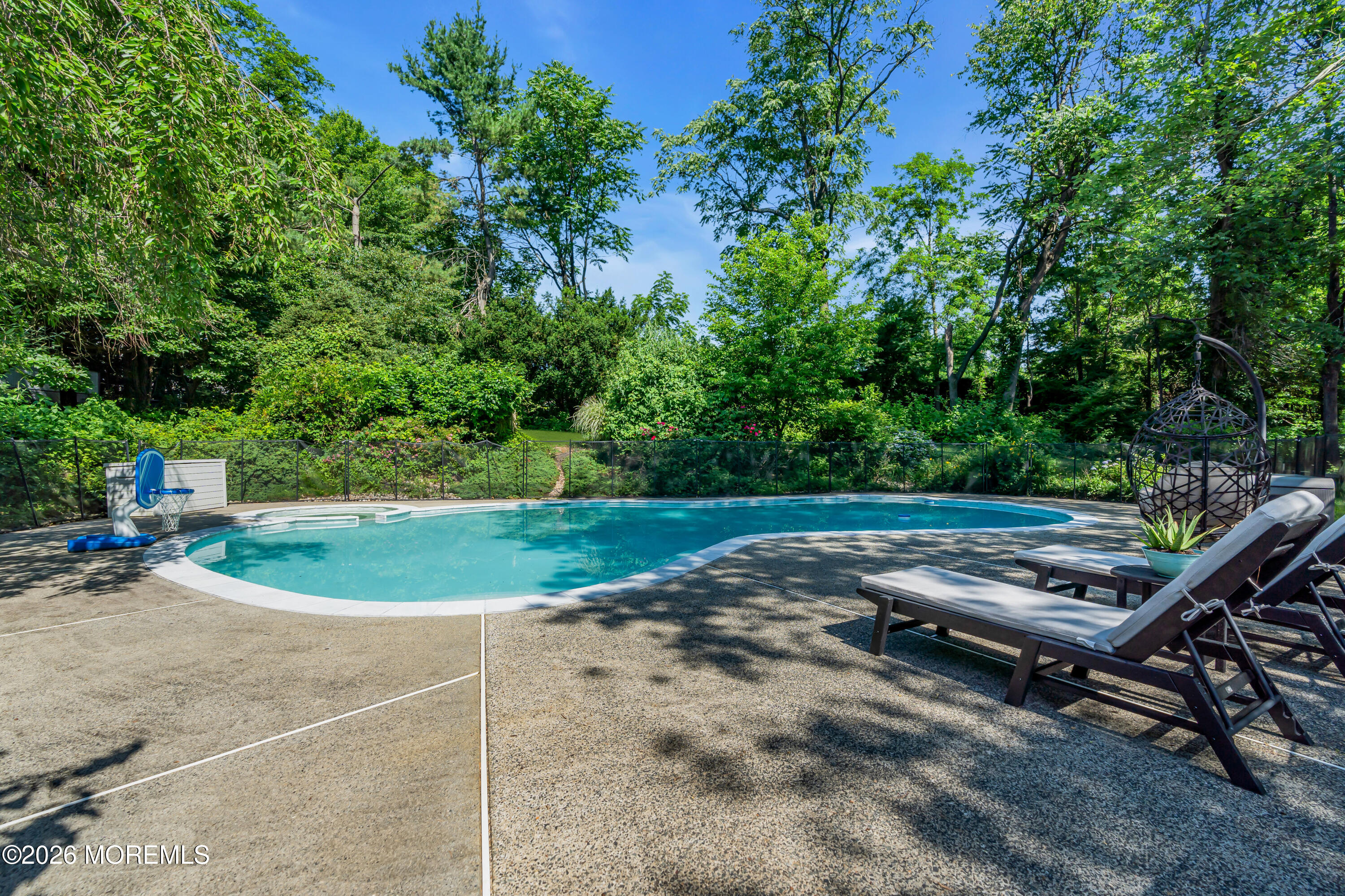 4 Constitution Drive