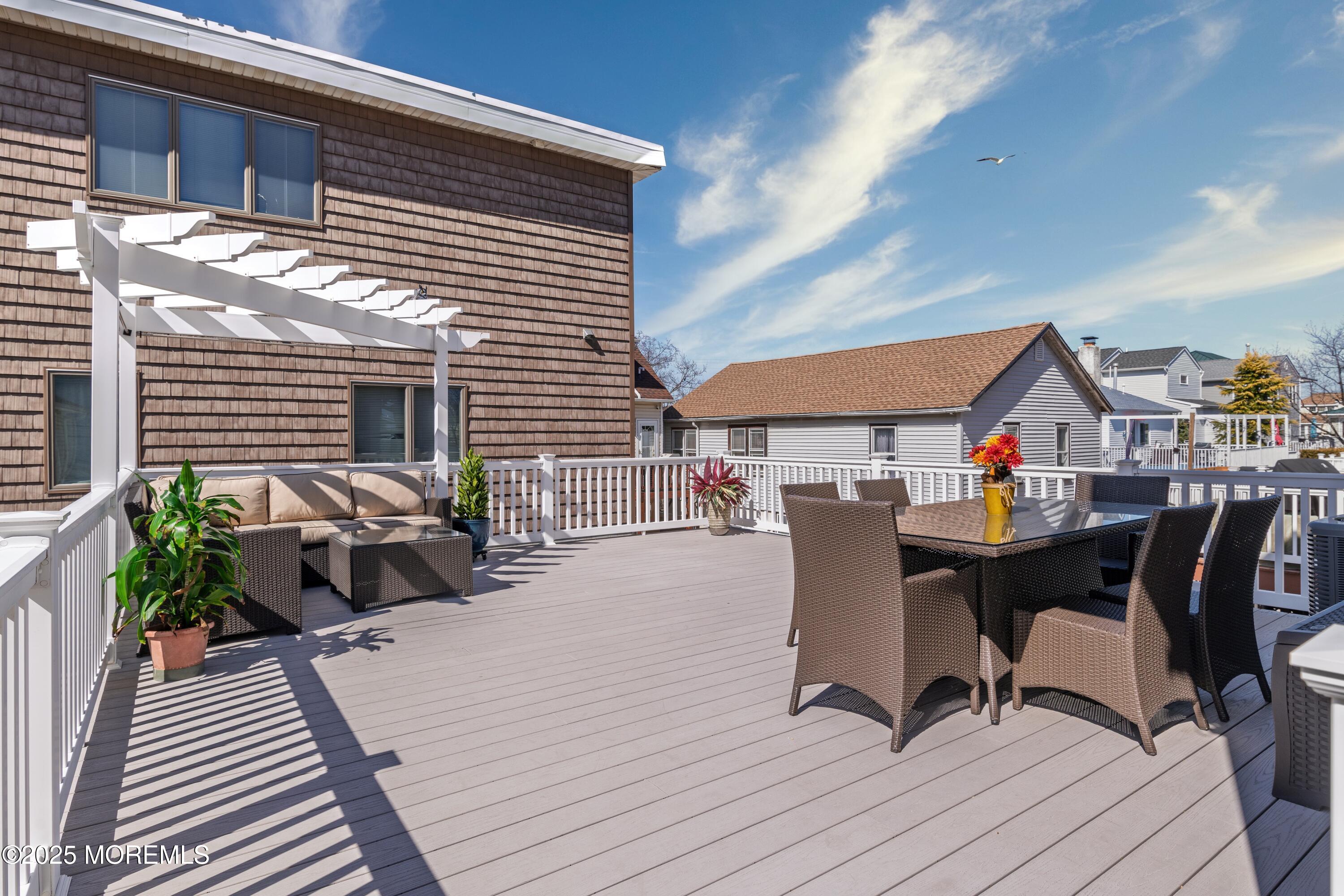 46 Barberie Avenue, Highlands, New Jersey image 4