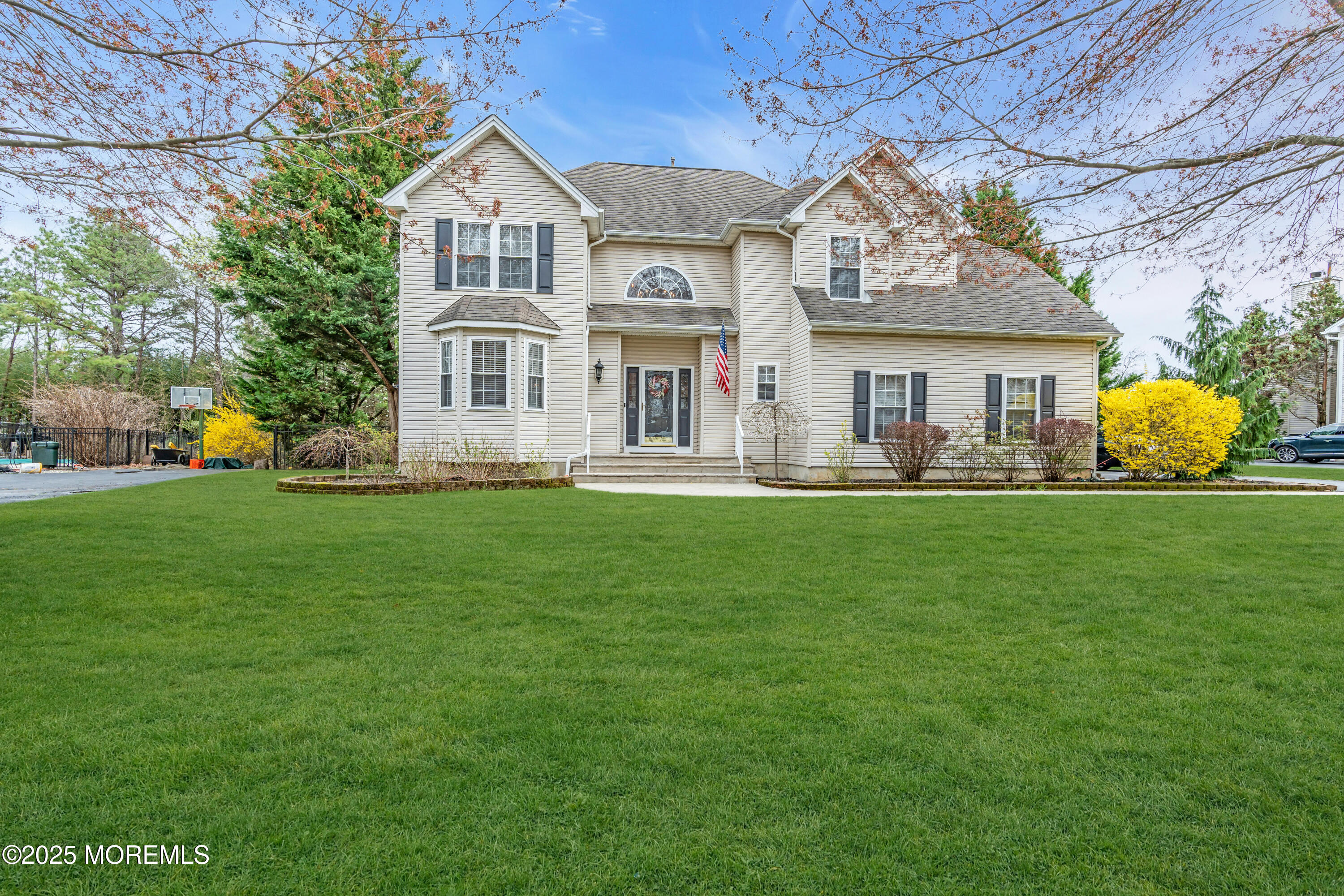 29 Woodview Drive, Howell, New Jersey image 8
