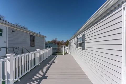 MLS: 22510769