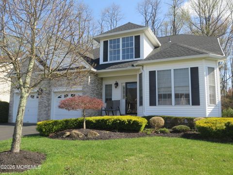 Homes For Sale - 407 Edinburgh Place<br/> Marlboro, NJ 07746