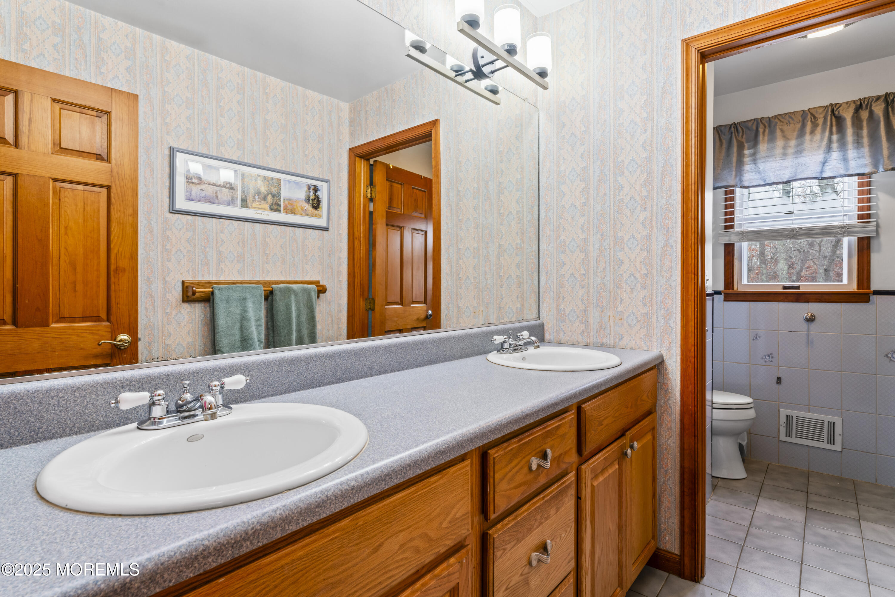 9 Galassi Court, Jackson, New Jersey image 32
