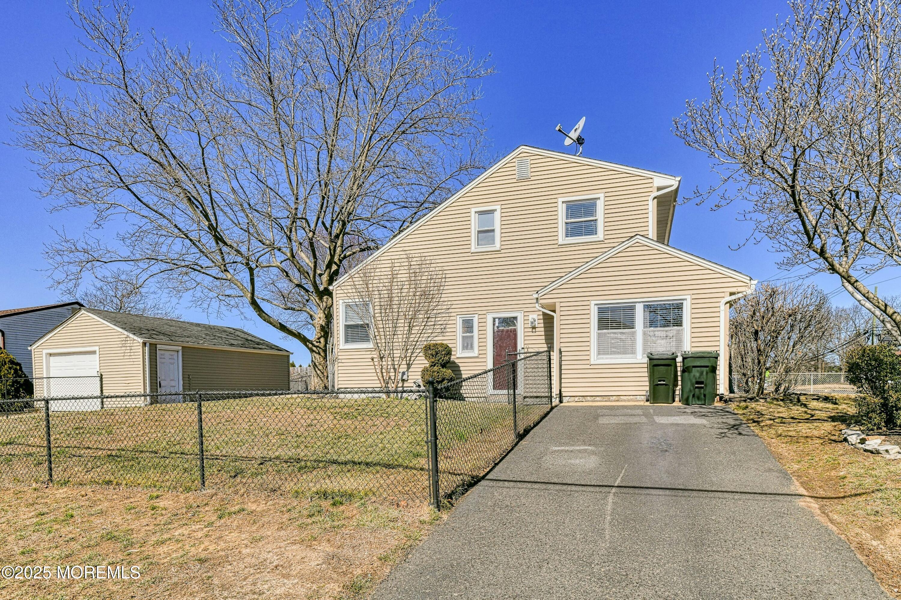 644 Beers Street, Hazlet, New Jersey image 2