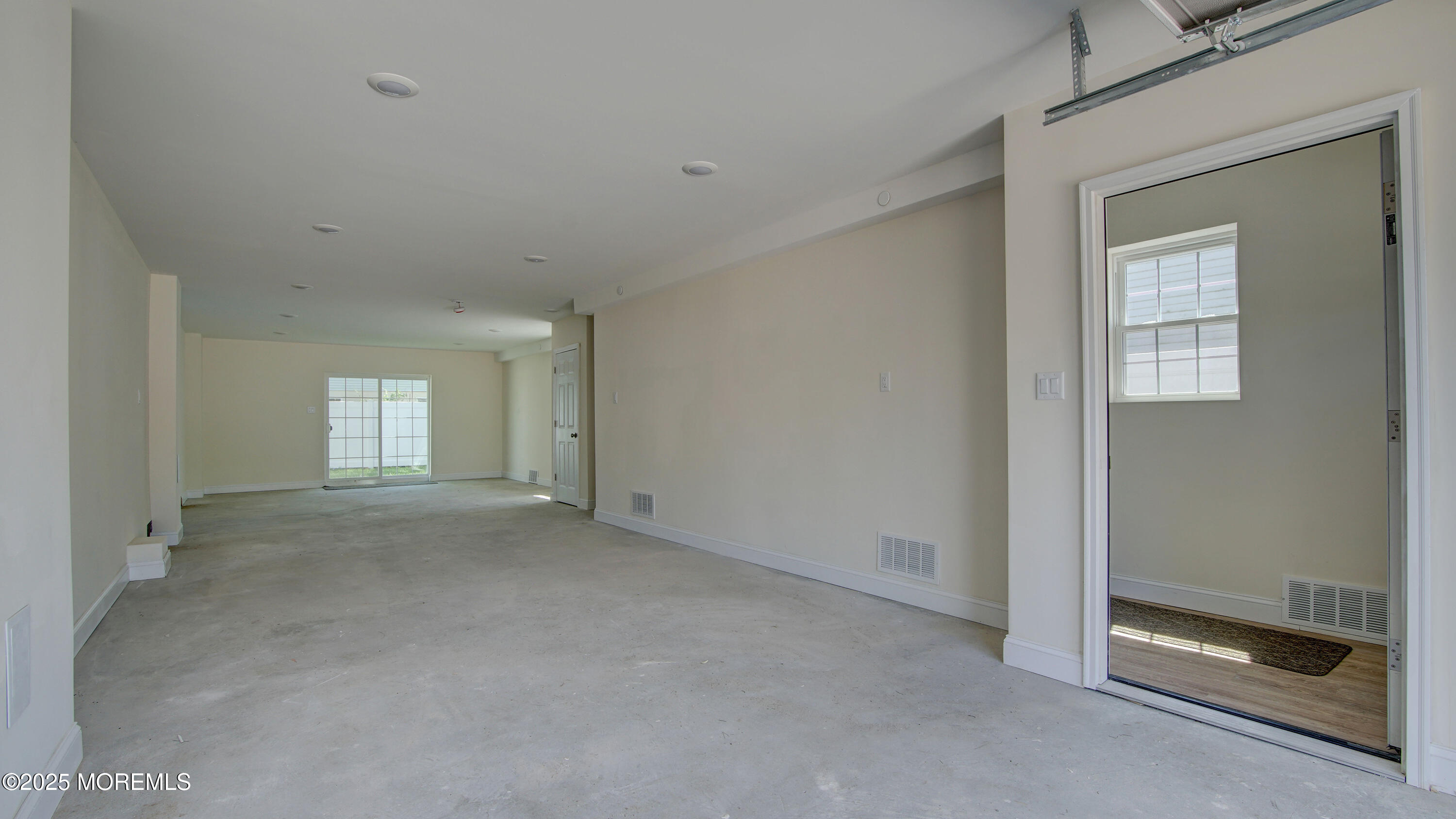 29 Campview Place, Keansburg, New Jersey image 32