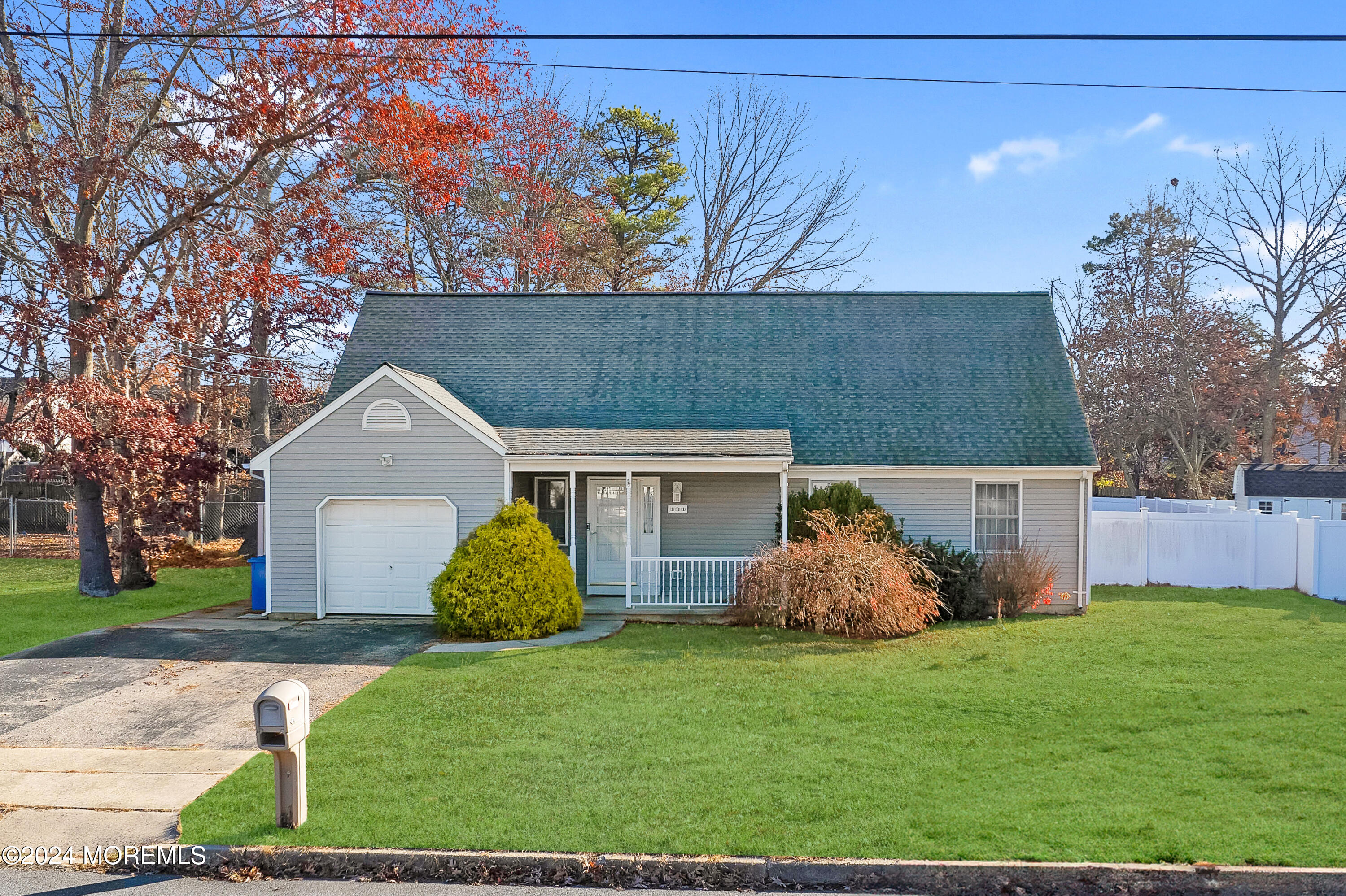 131 Tiller Avenue, Manahawkin, New Jersey image 1