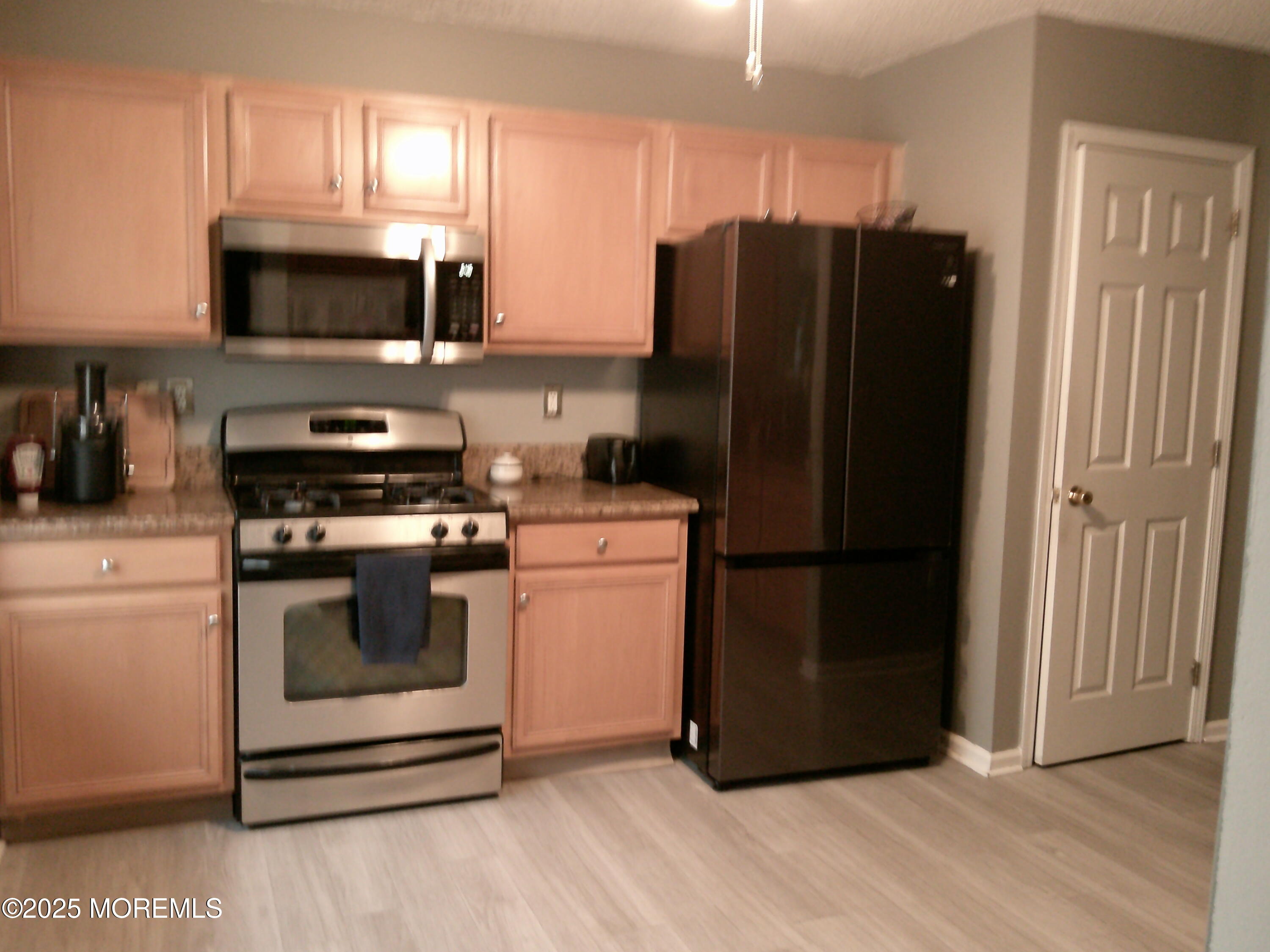 25 Watson Court, Howell, New Jersey image 4