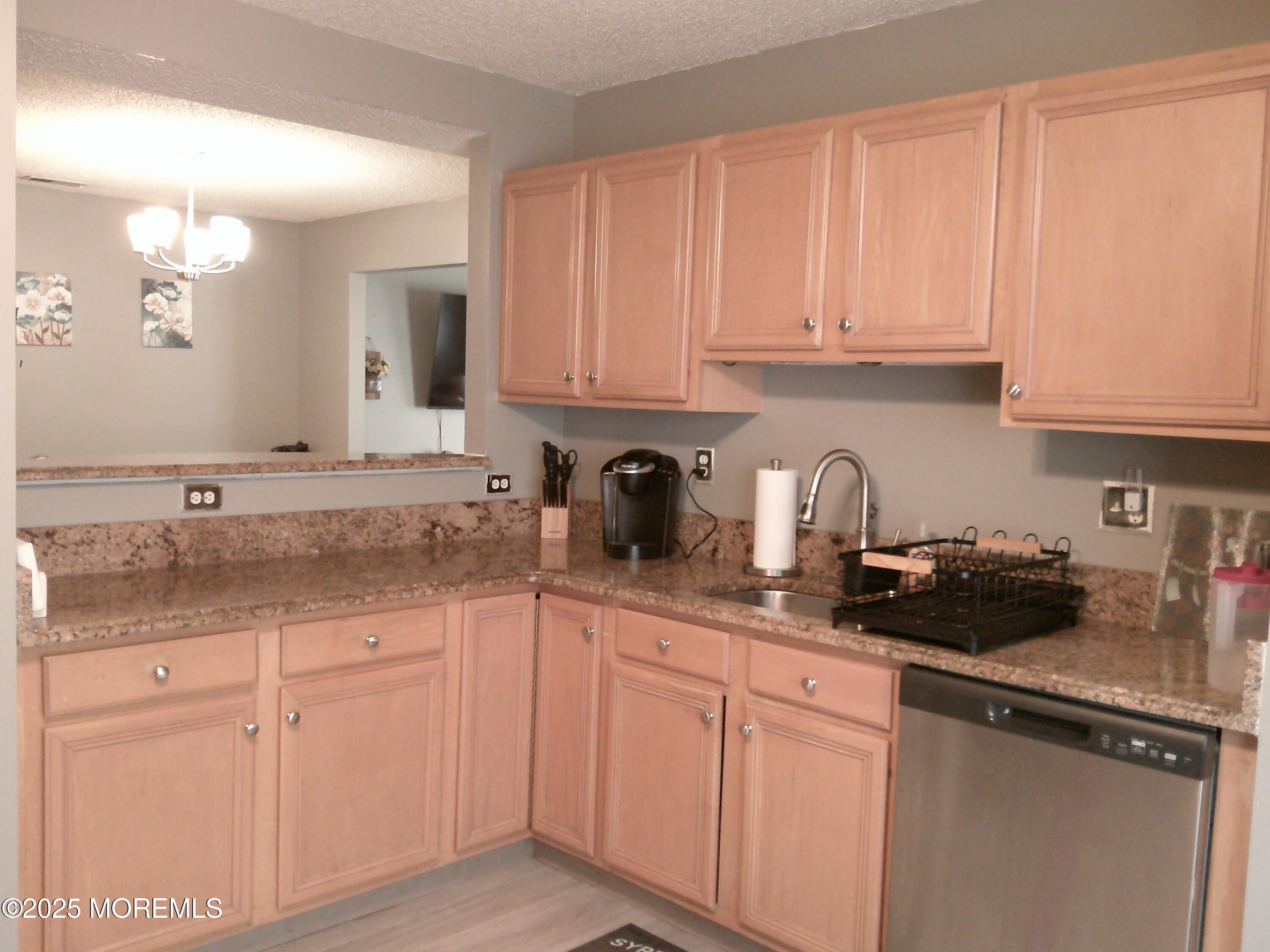 25 Watson Court, Howell, New Jersey image 5