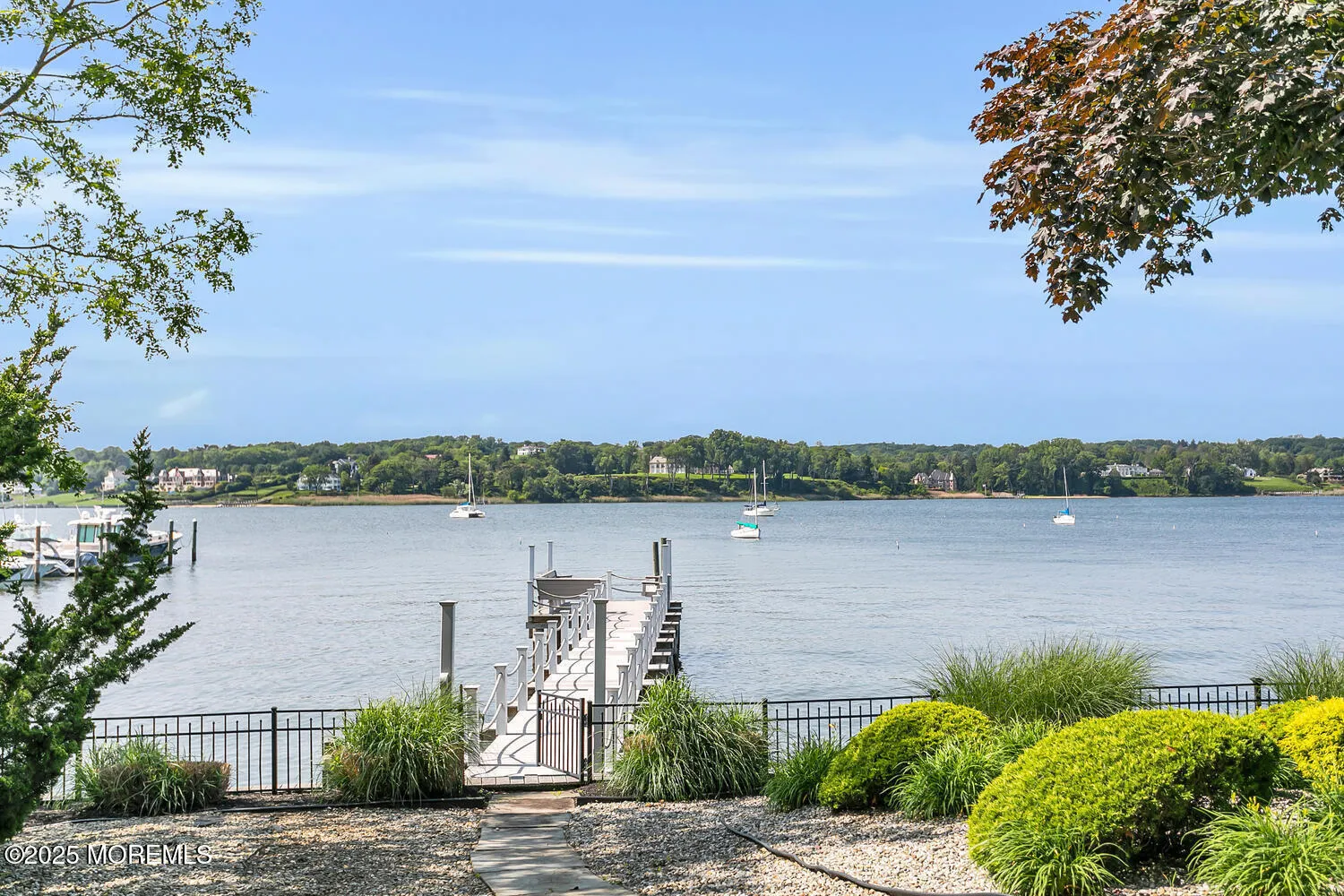 Fair Haven, New Jersey 07704, United States, 4 Bedrooms Bedrooms, ,3 BathroomsBathrooms,Residential,Active,161165