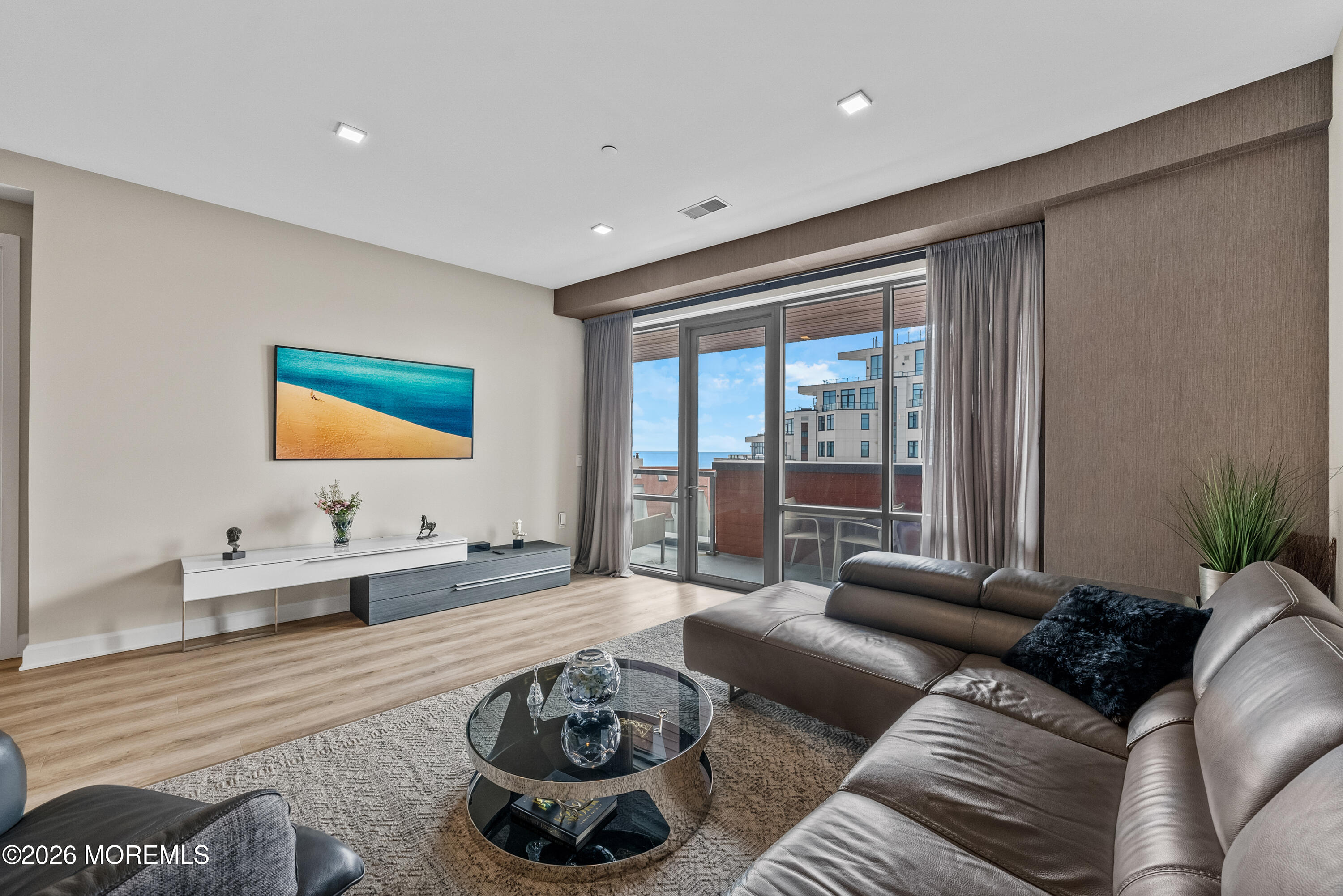 Long Branch, New Jersey, 07740, United States, 2 Bedrooms Bedrooms, ,2 BathroomsBathrooms,Residential,Active,2031754