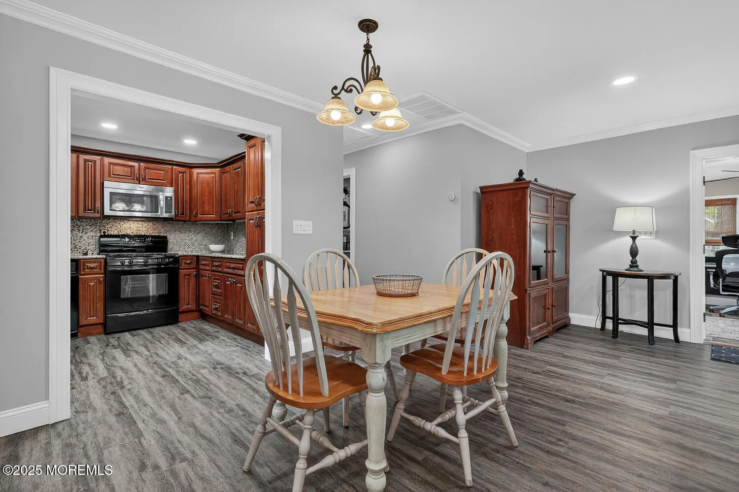 Middletown, New Jersey 07748, United States, 5 Bedrooms Bedrooms, ,5 BathroomsBathrooms,Residential,Active,237212