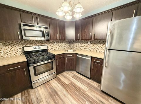 Condo For Sale - 133 Frontier Way<br/> Tinton Falls, NJ 07753