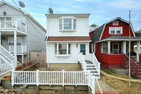 Homes For Rent - 67 S Bay Avenue<br/> Highlands, NJ 07732
