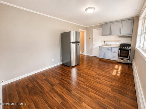 Homes For Rent - 26 Main Street<br/> Keyport, NJ 07735
