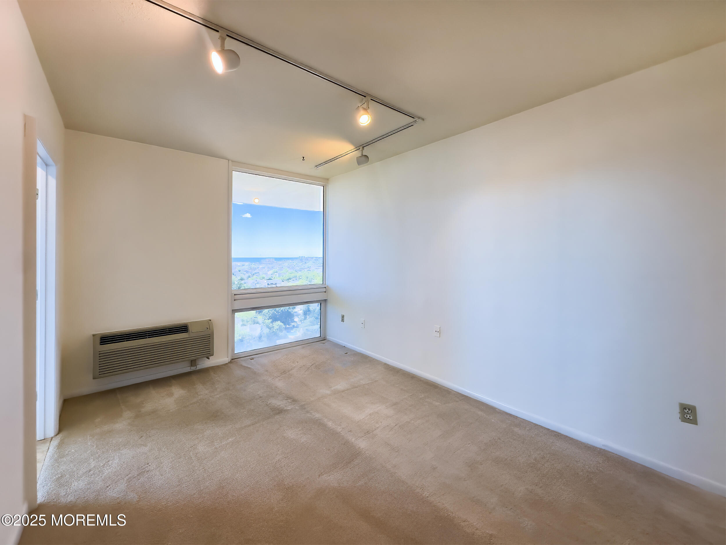 1 Channel Drive #1707, Monmouth Beach, New Jersey image 14