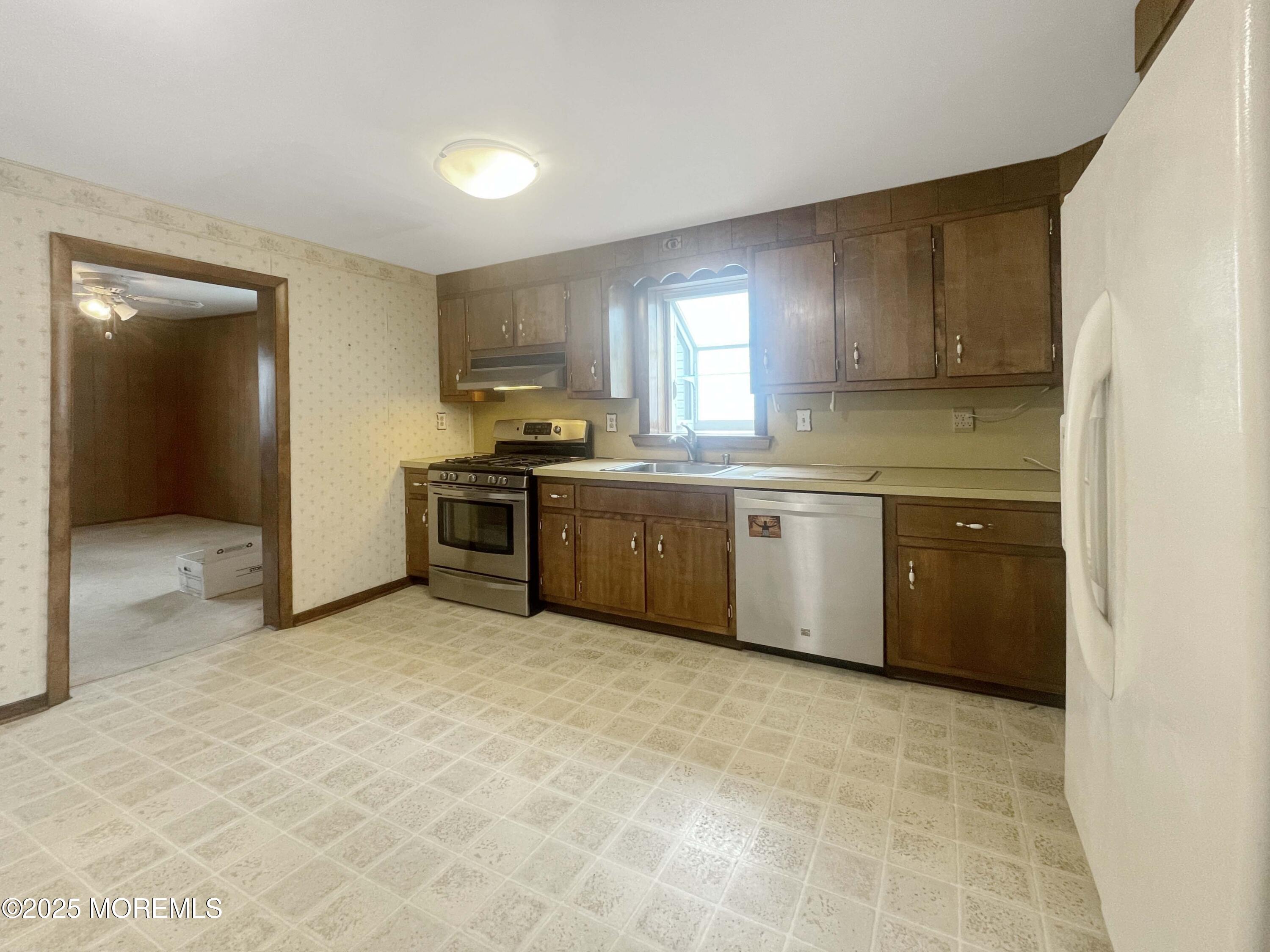 428 Willow Avenue, Long Branch, New Jersey image 14