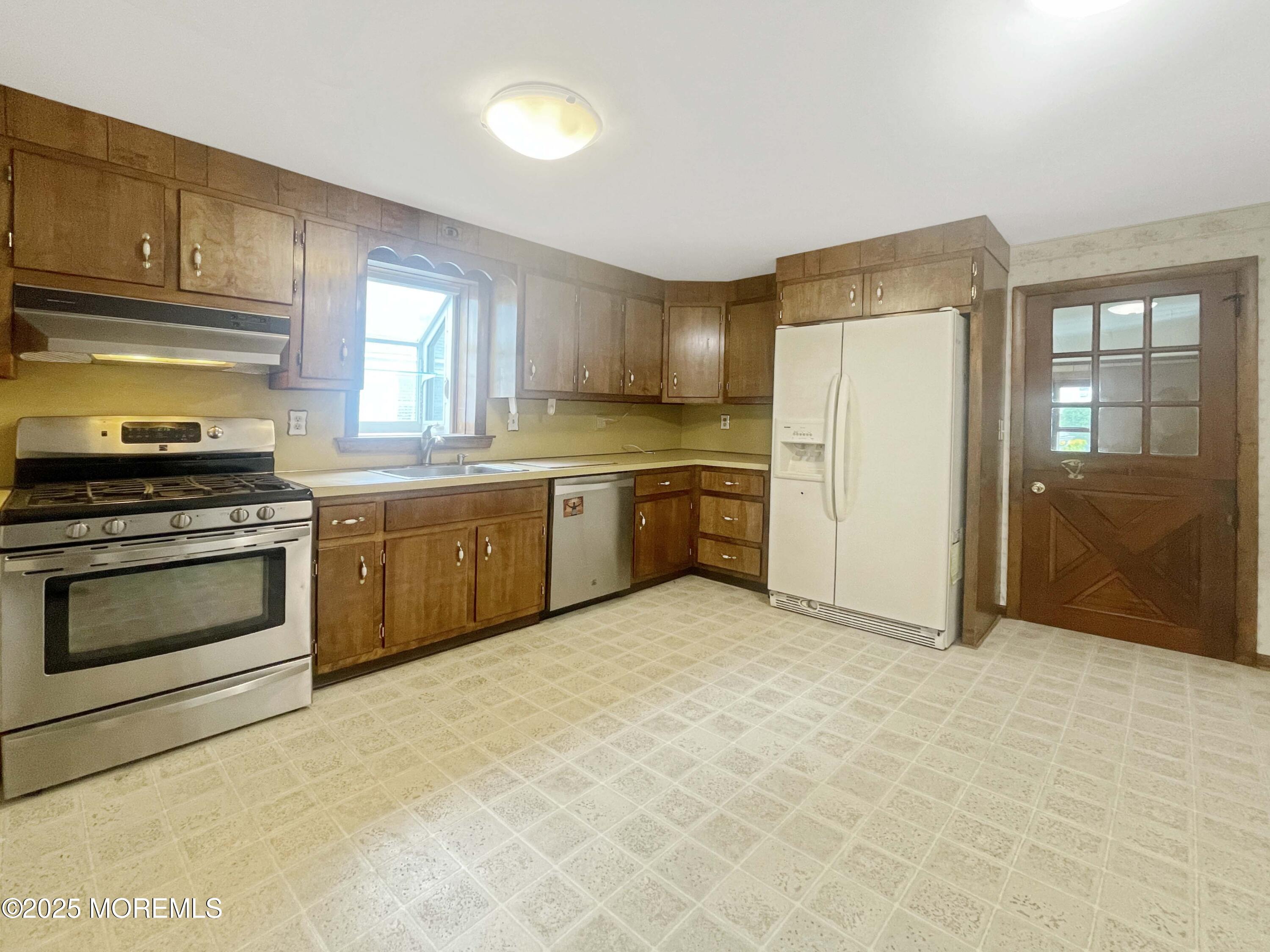 428 Willow Avenue, Long Branch, New Jersey image 13