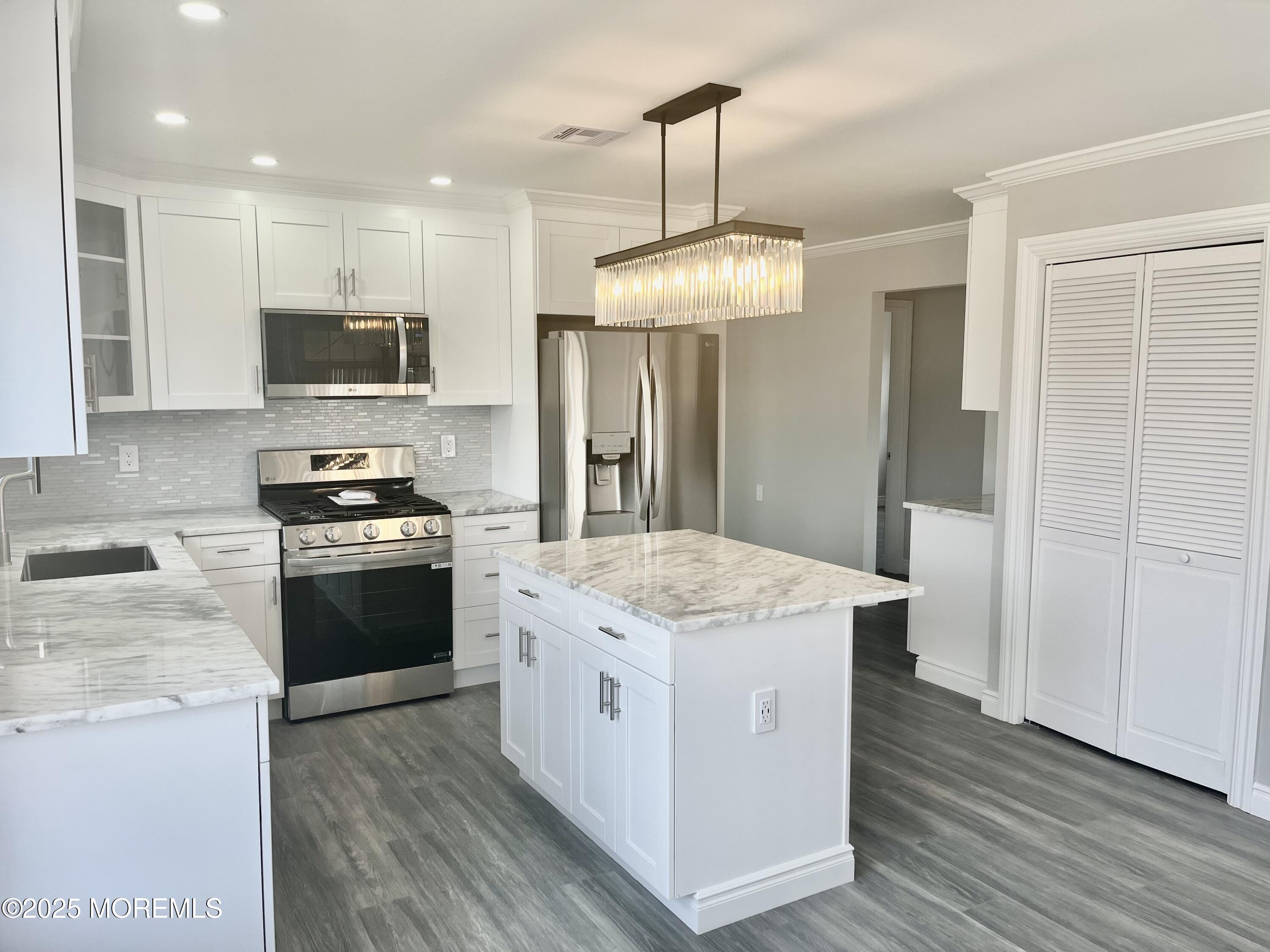 235 Fort De France Avenue, Toms River, New Jersey image 9