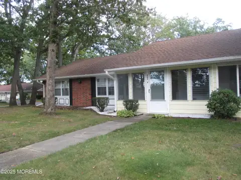 262A Kingston Court, Lakewood, NJ 08701 - #: 22527940