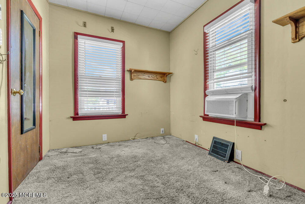17 Lindis Farne Avenue, Collingswood, New Jersey image 27