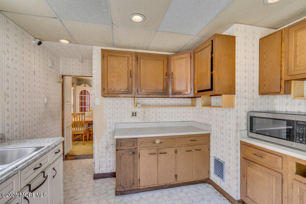 17 Lindis Farne Avenue, Collingswood, New Jersey image 17