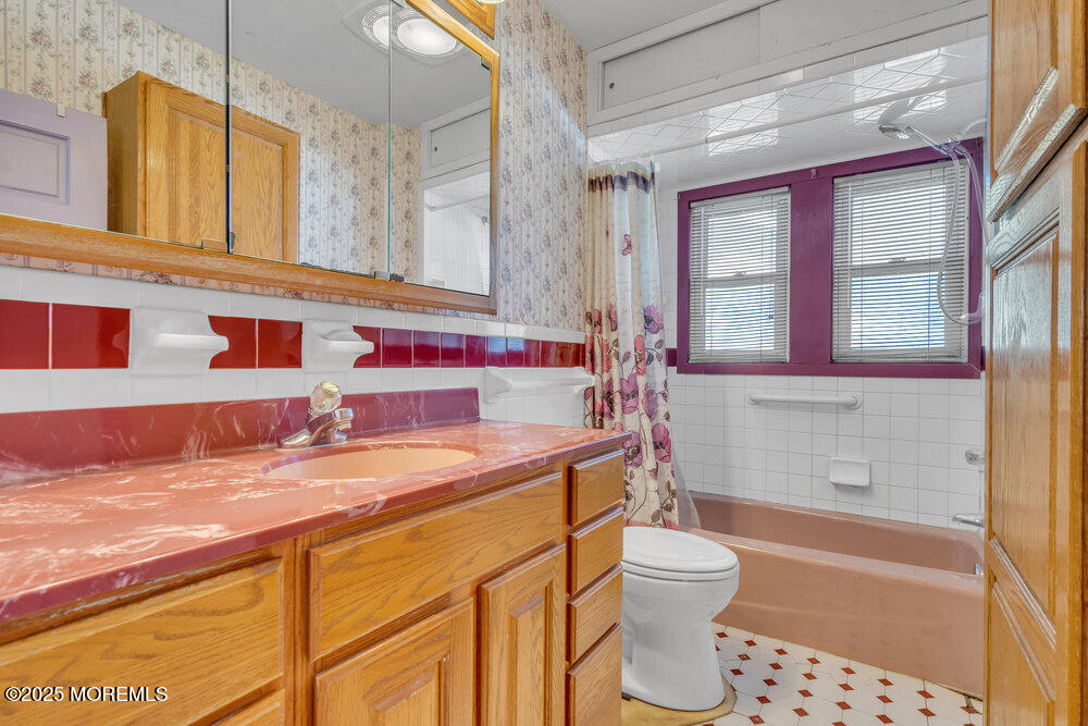 17 Lindis Farne Avenue, Collingswood, New Jersey image 22